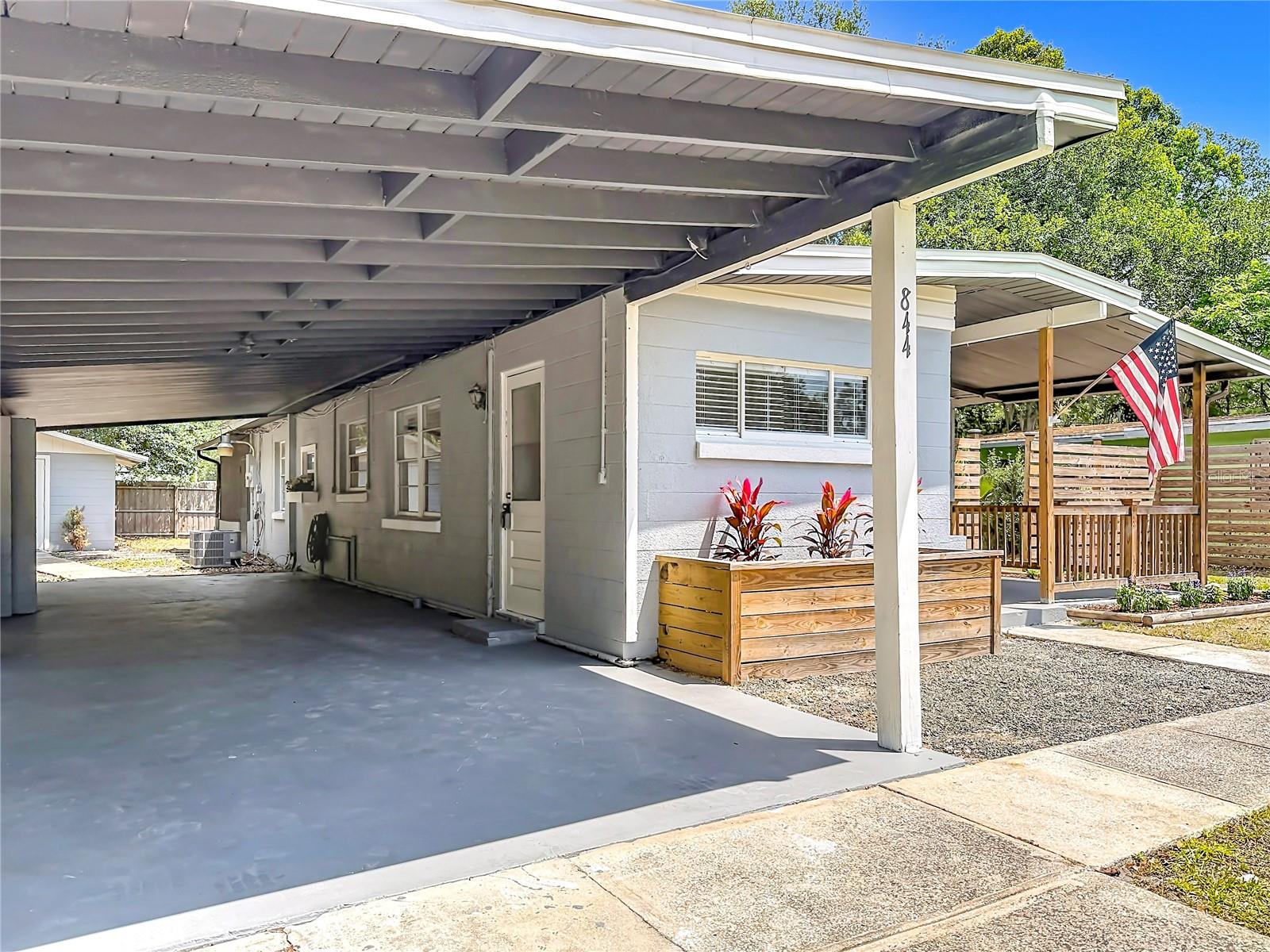 844 ROSALIA DR