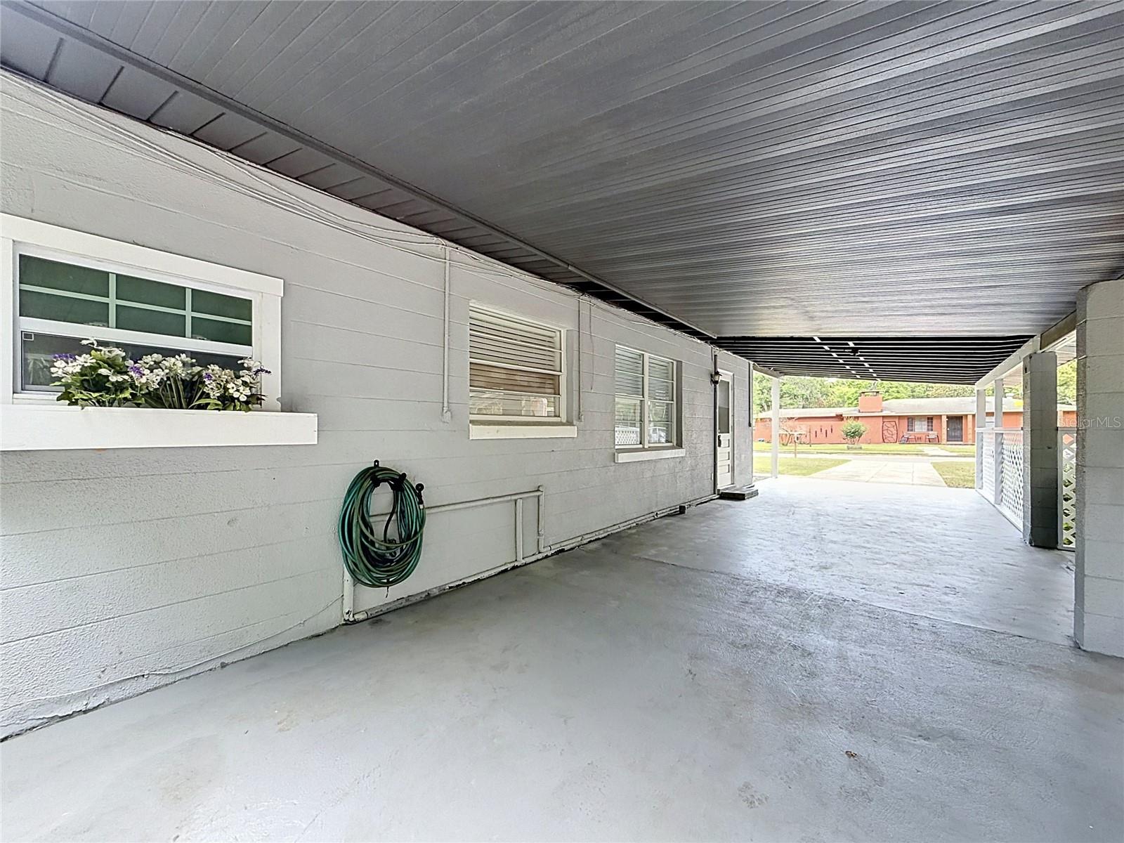 844 ROSALIA DR