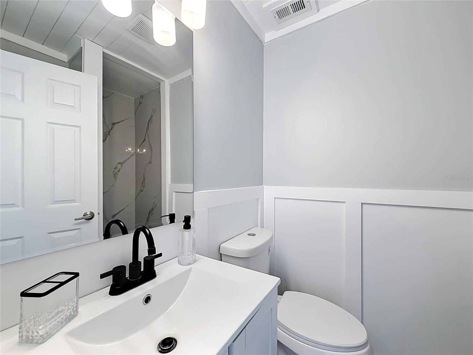 844 ROSALIA DR