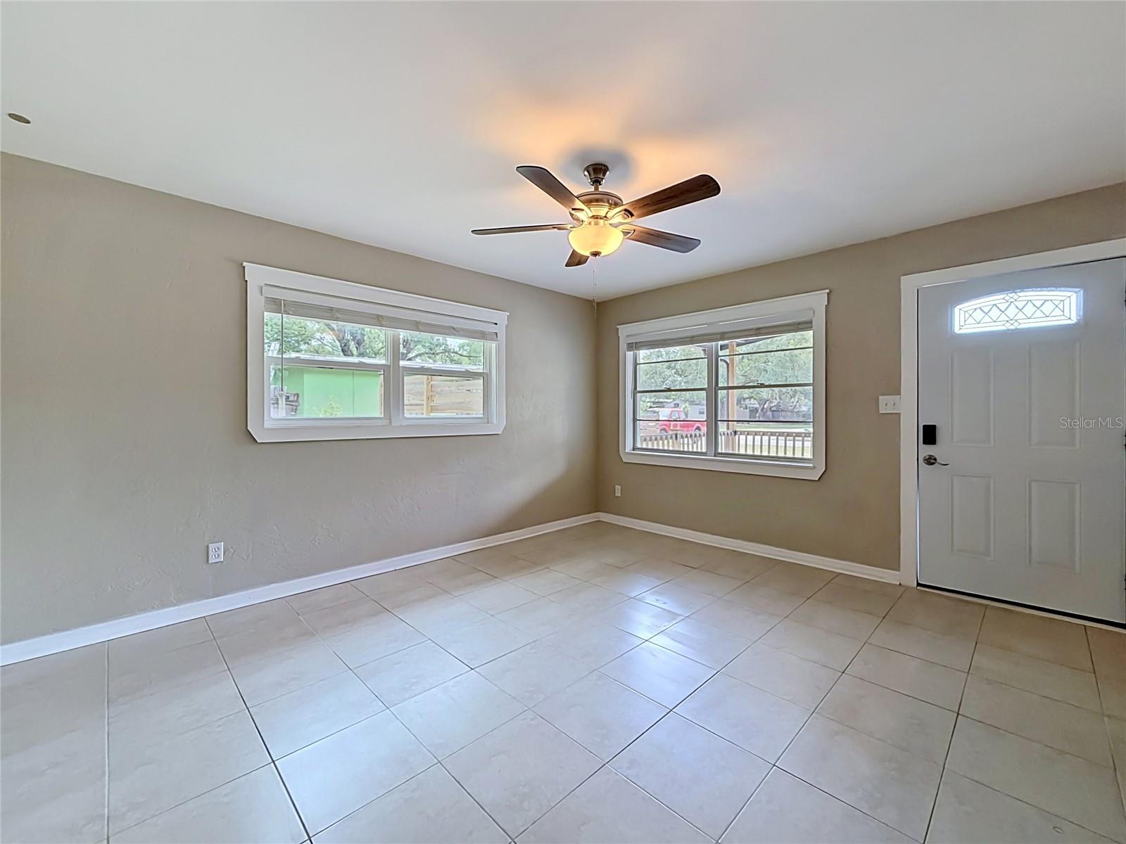 844 ROSALIA DR