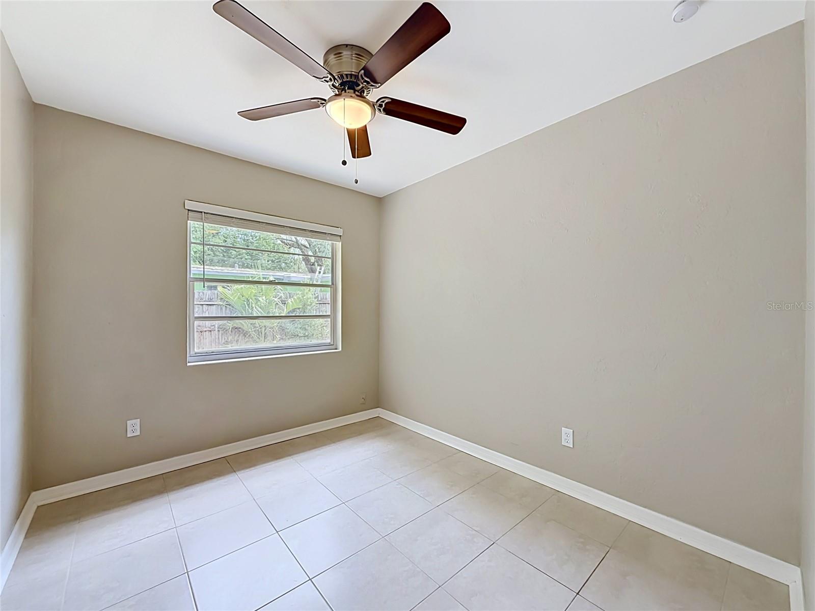 844 ROSALIA DR