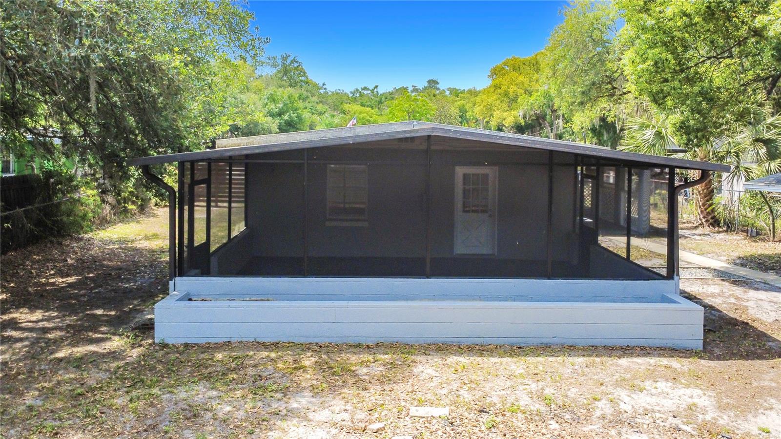 844 ROSALIA DR