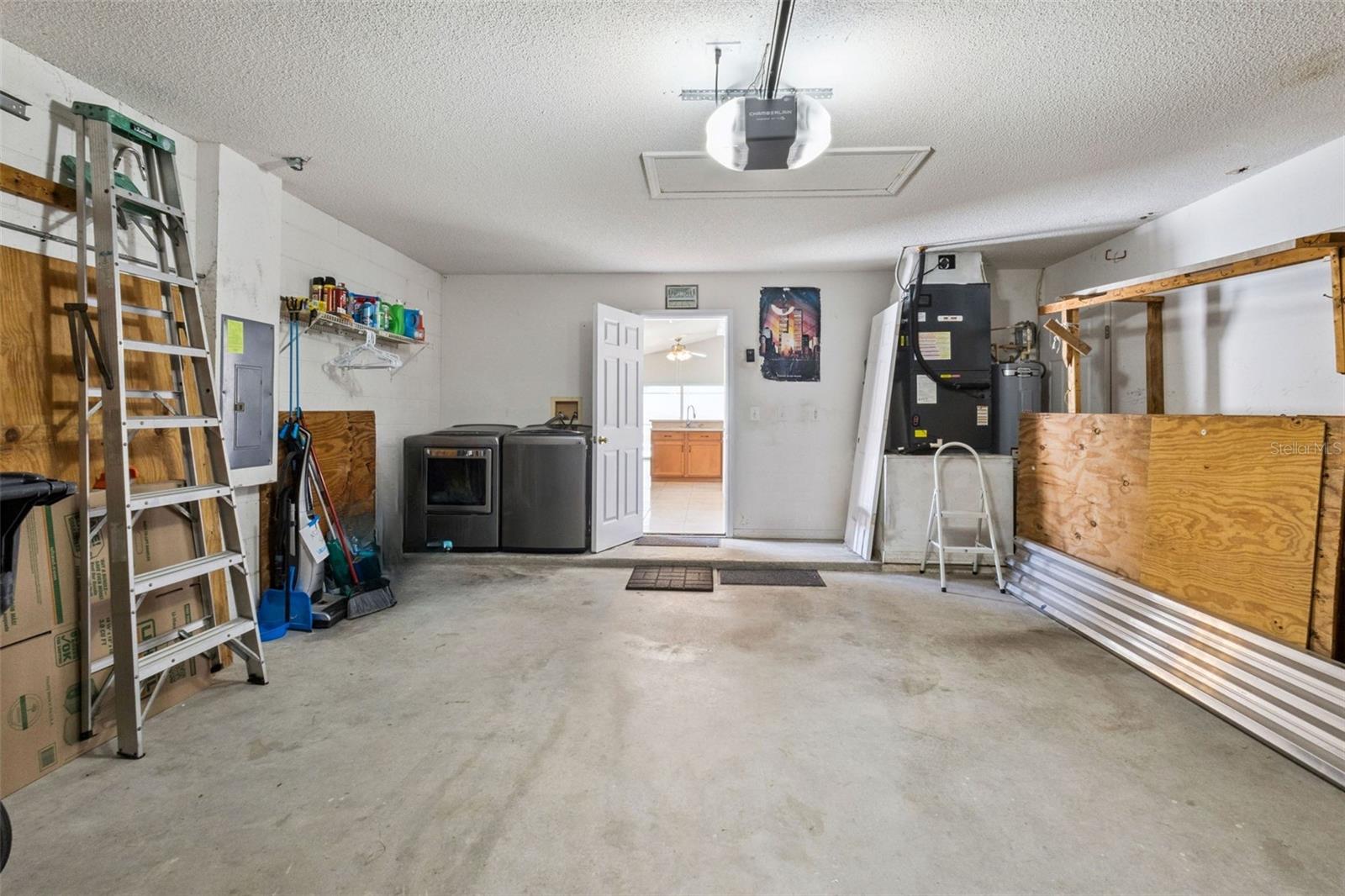 144 BELLMONT LN