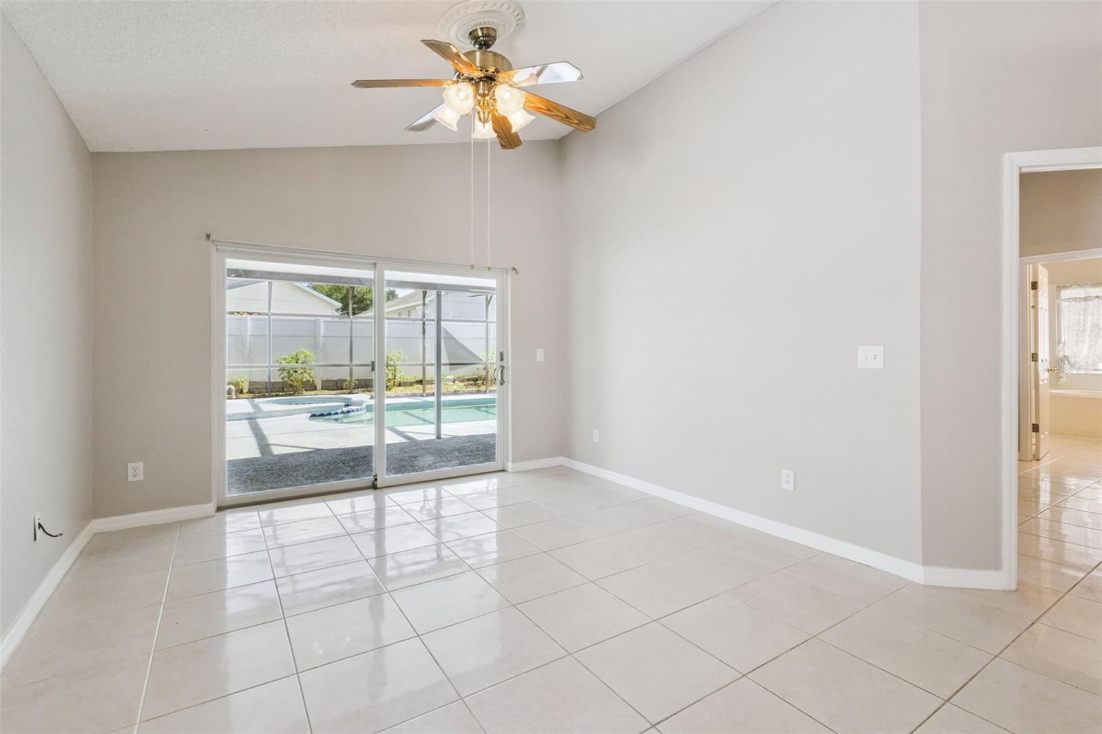 144 BELLMONT LN