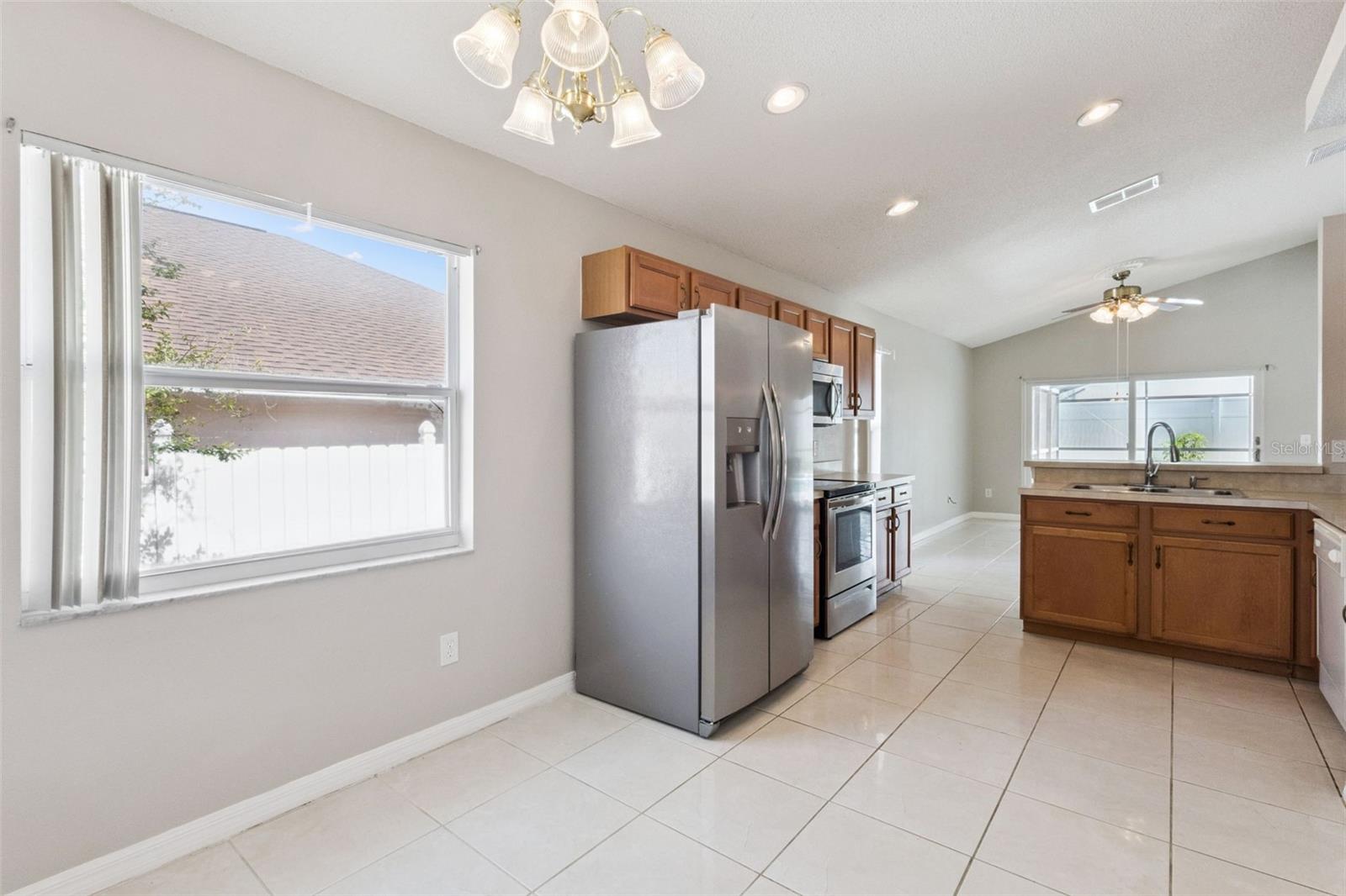 144 BELLMONT LN