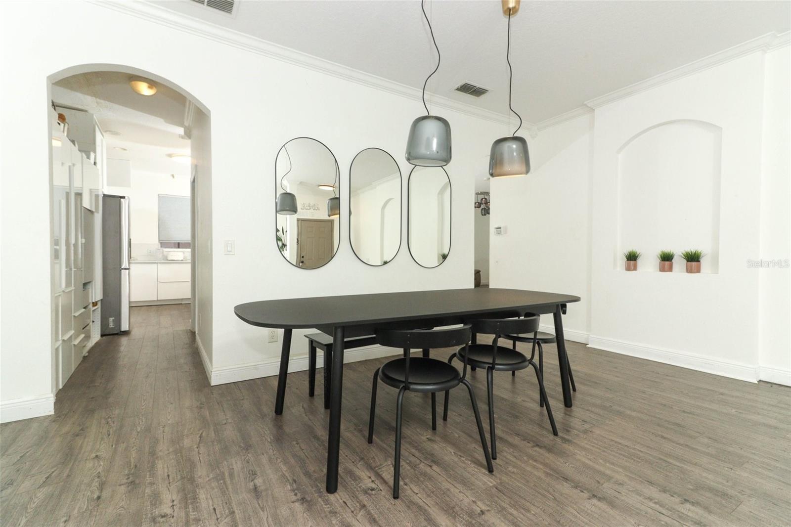 10071 CYPRESS KNEE CIR