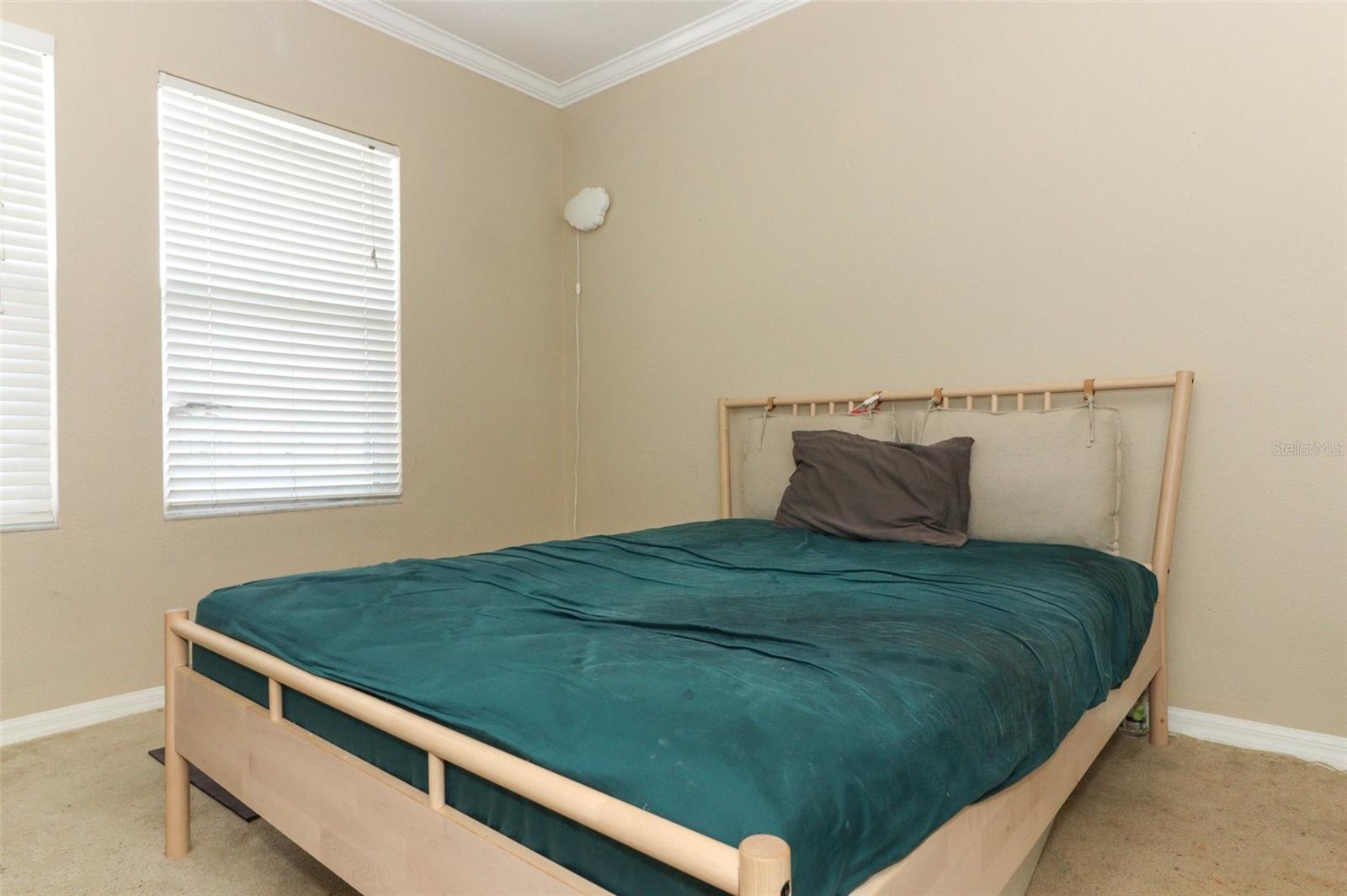 10071 CYPRESS KNEE CIR