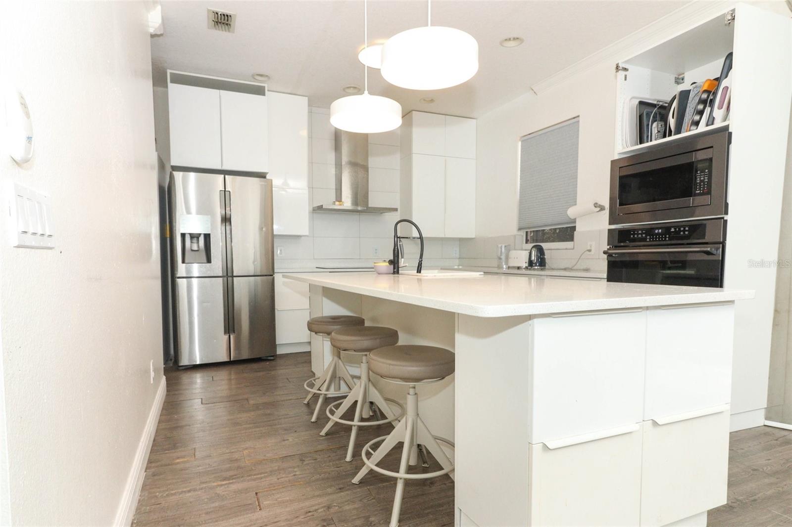 10071 CYPRESS KNEE CIR