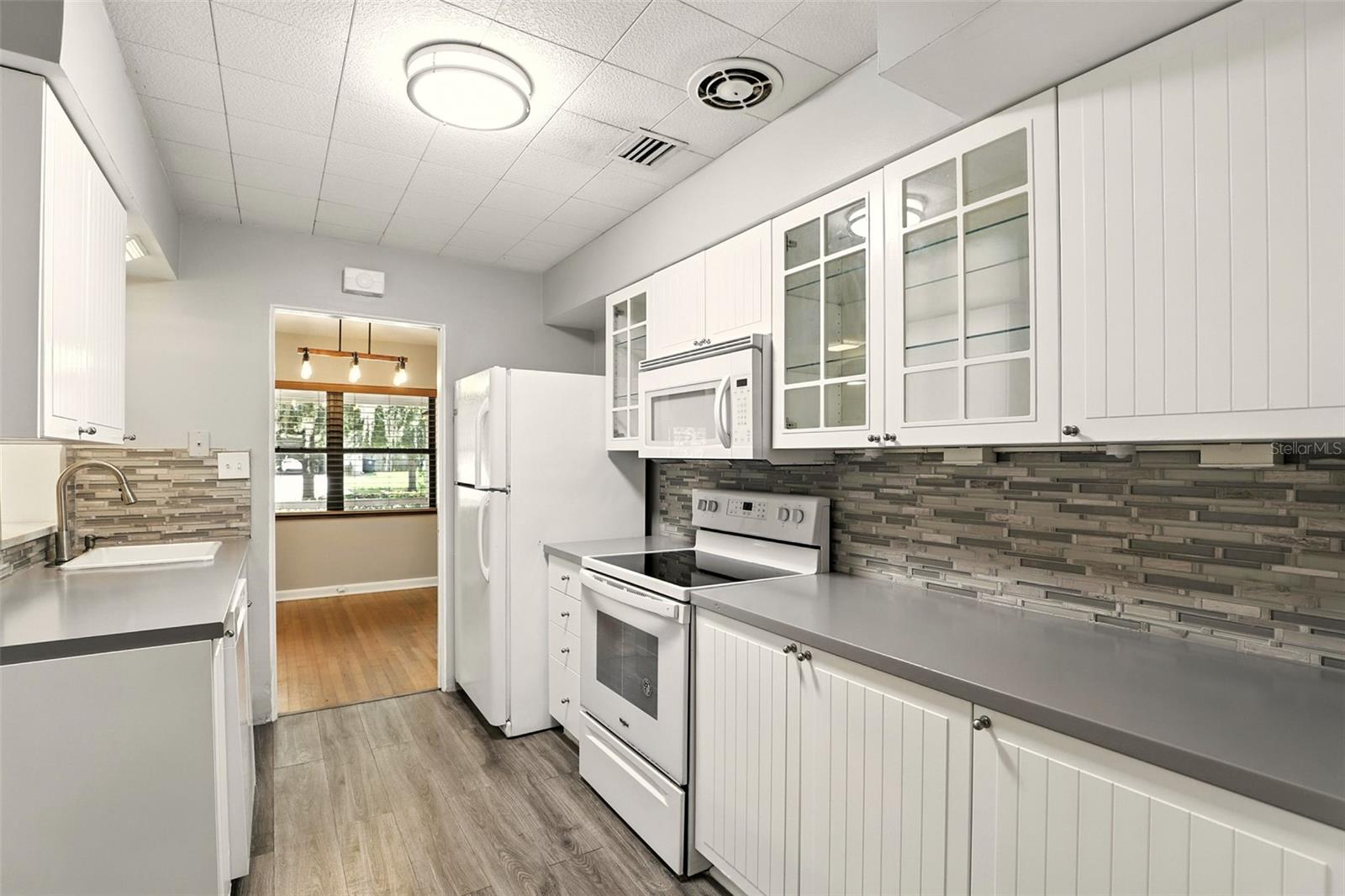 524 BYRON RD