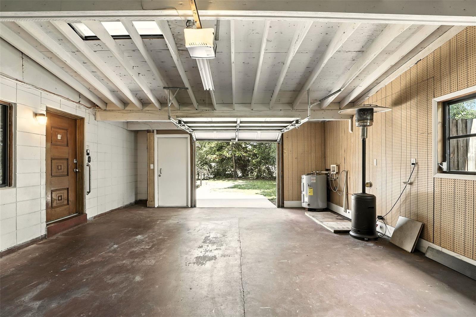 524 BYRON RD