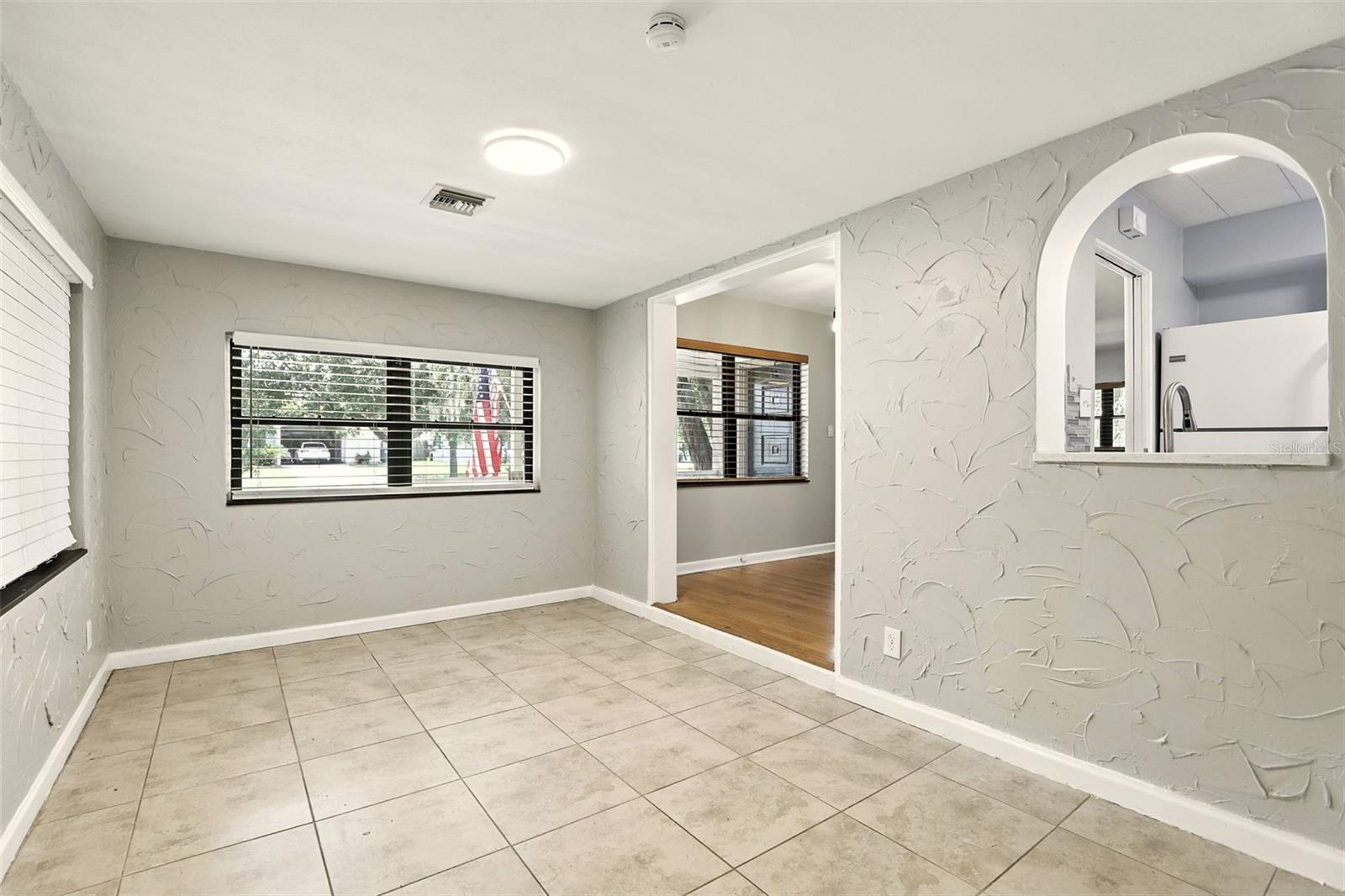 524 BYRON RD
