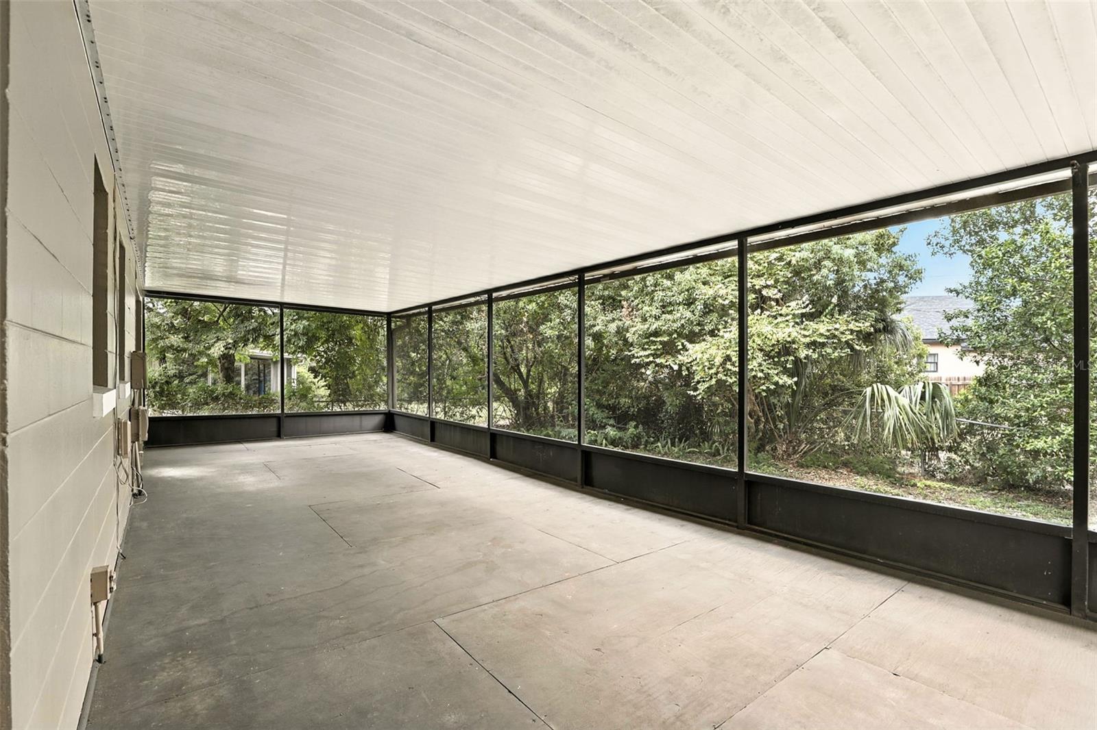 524 BYRON RD