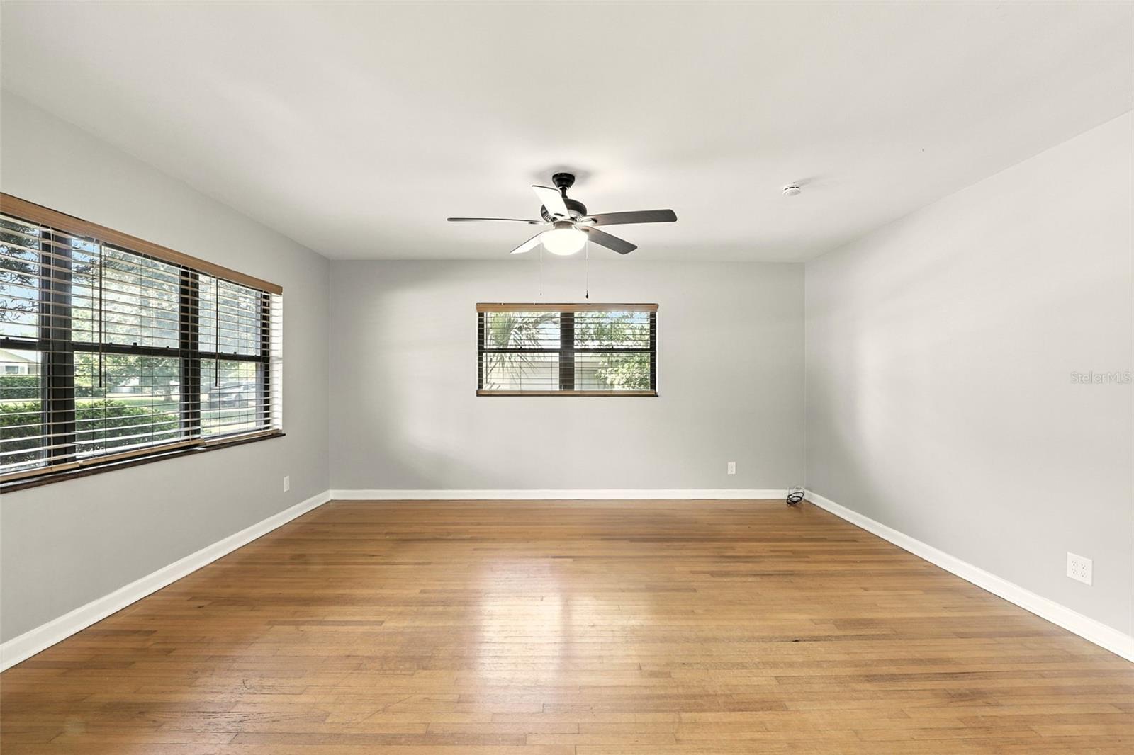 524 BYRON RD