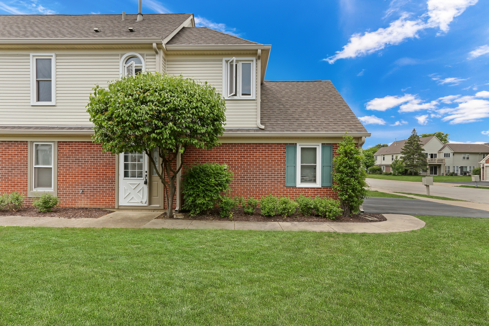 181 INVERNESS Court Unit: A