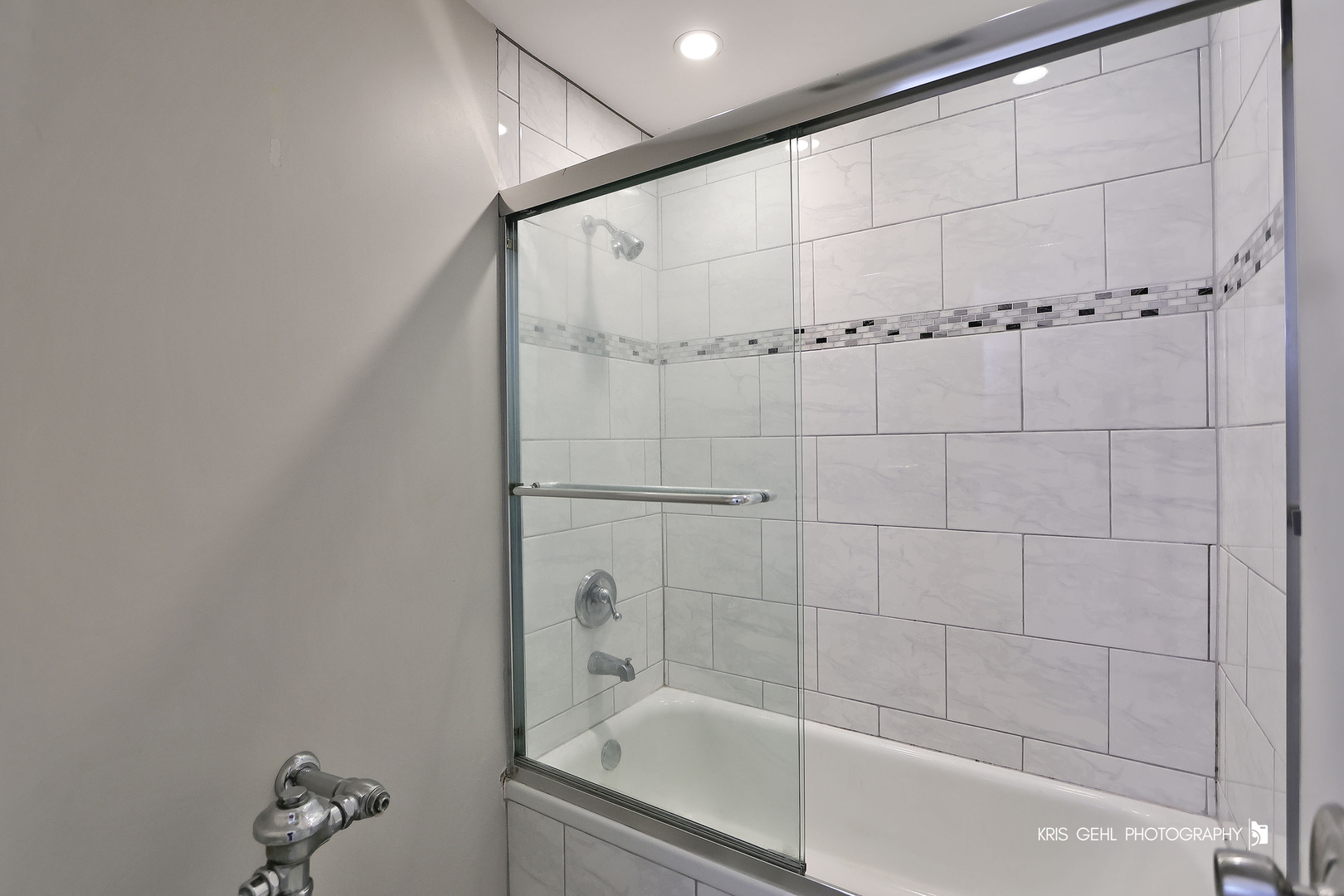 300 N State Street Unit: 2212