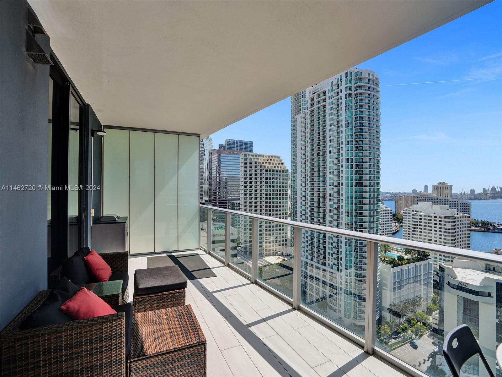1010 Brickell Ave Unit: 2505