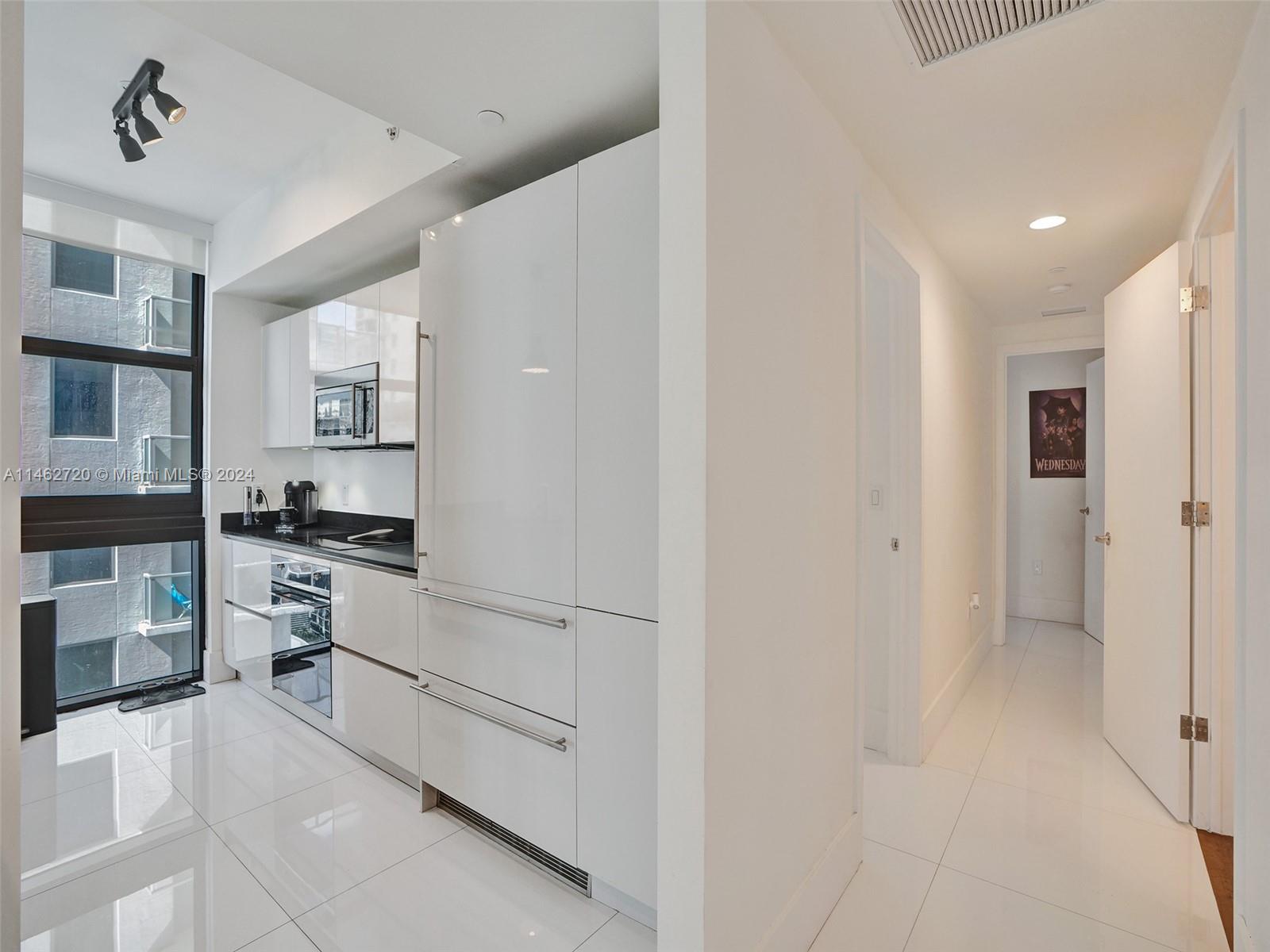 1010 Brickell Ave Unit: 2505