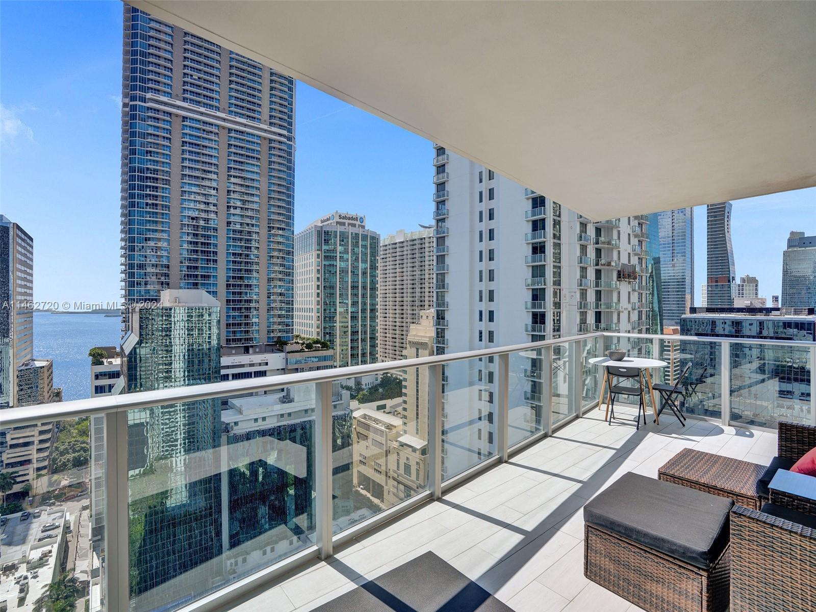 1010 Brickell Ave Unit: 2505