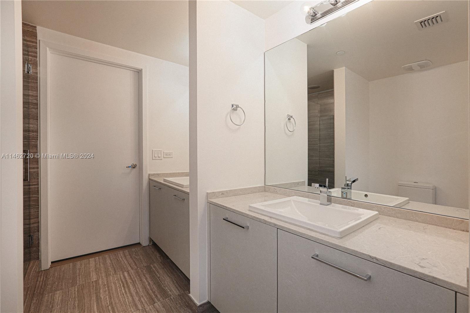 1010 Brickell Ave Unit: 2505