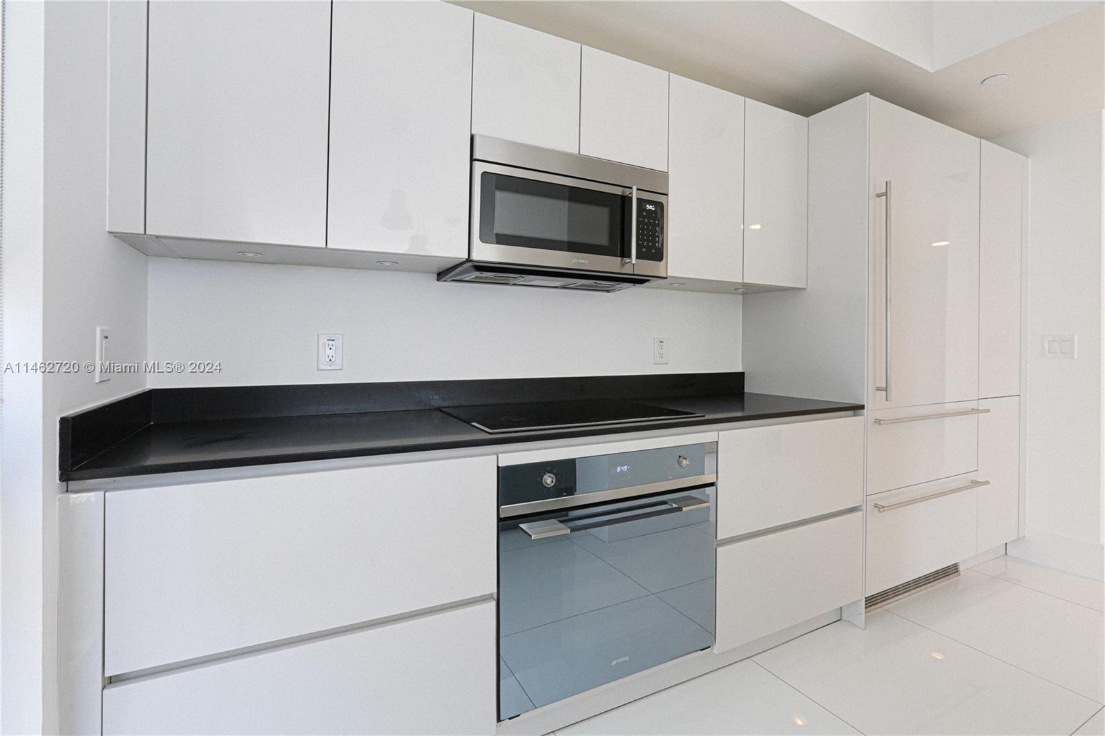 1010 Brickell Ave Unit: 2505