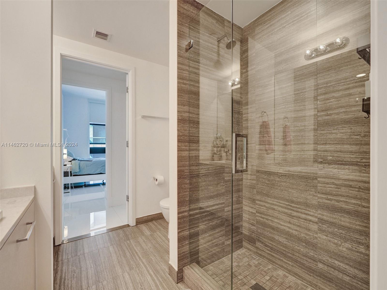 1010 Brickell Ave Unit: 2505