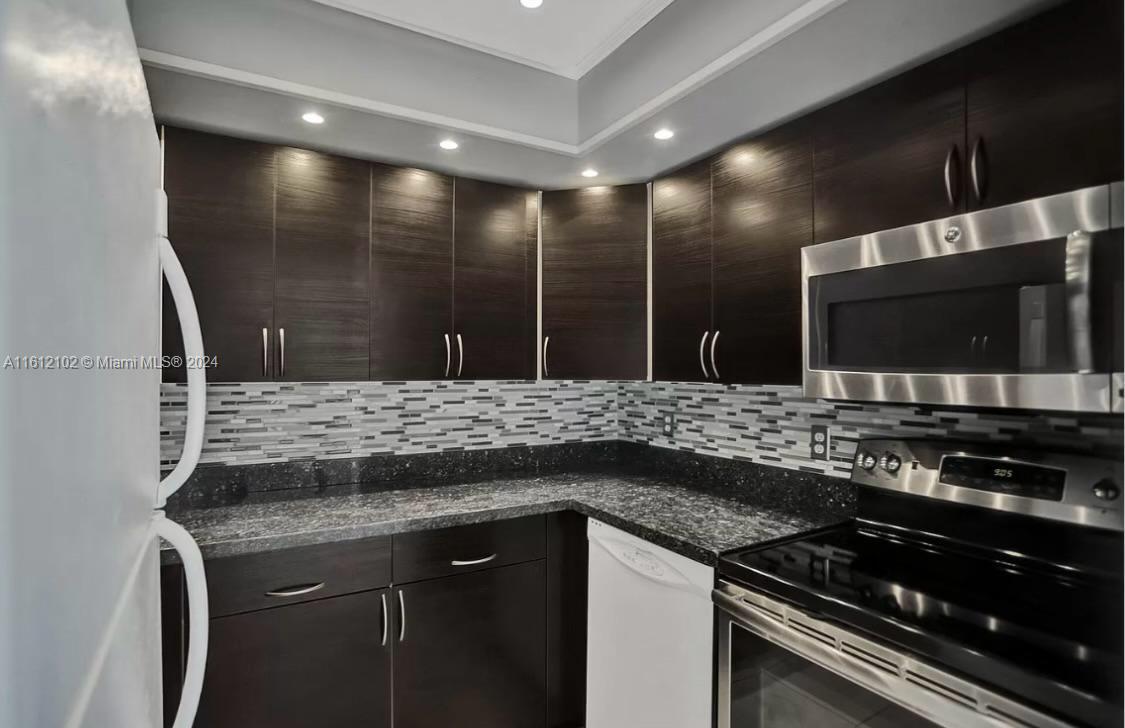 111 Briny Ave # 10 Unit: 8-10