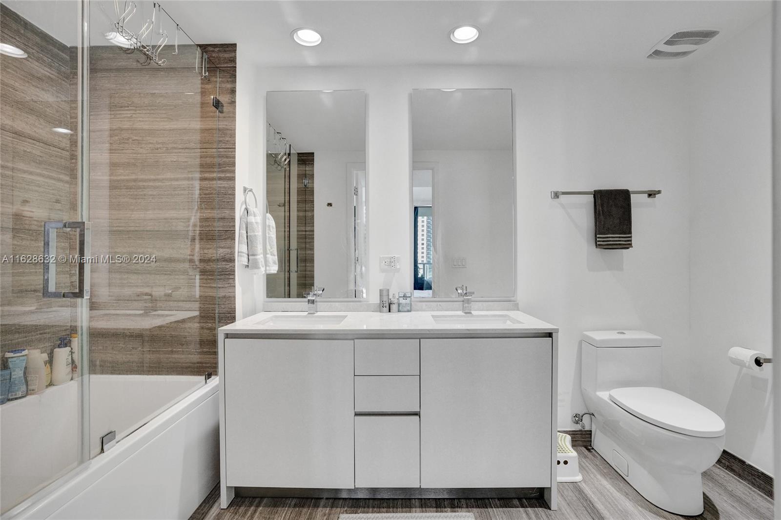 1010 Brickell Ave # 1411