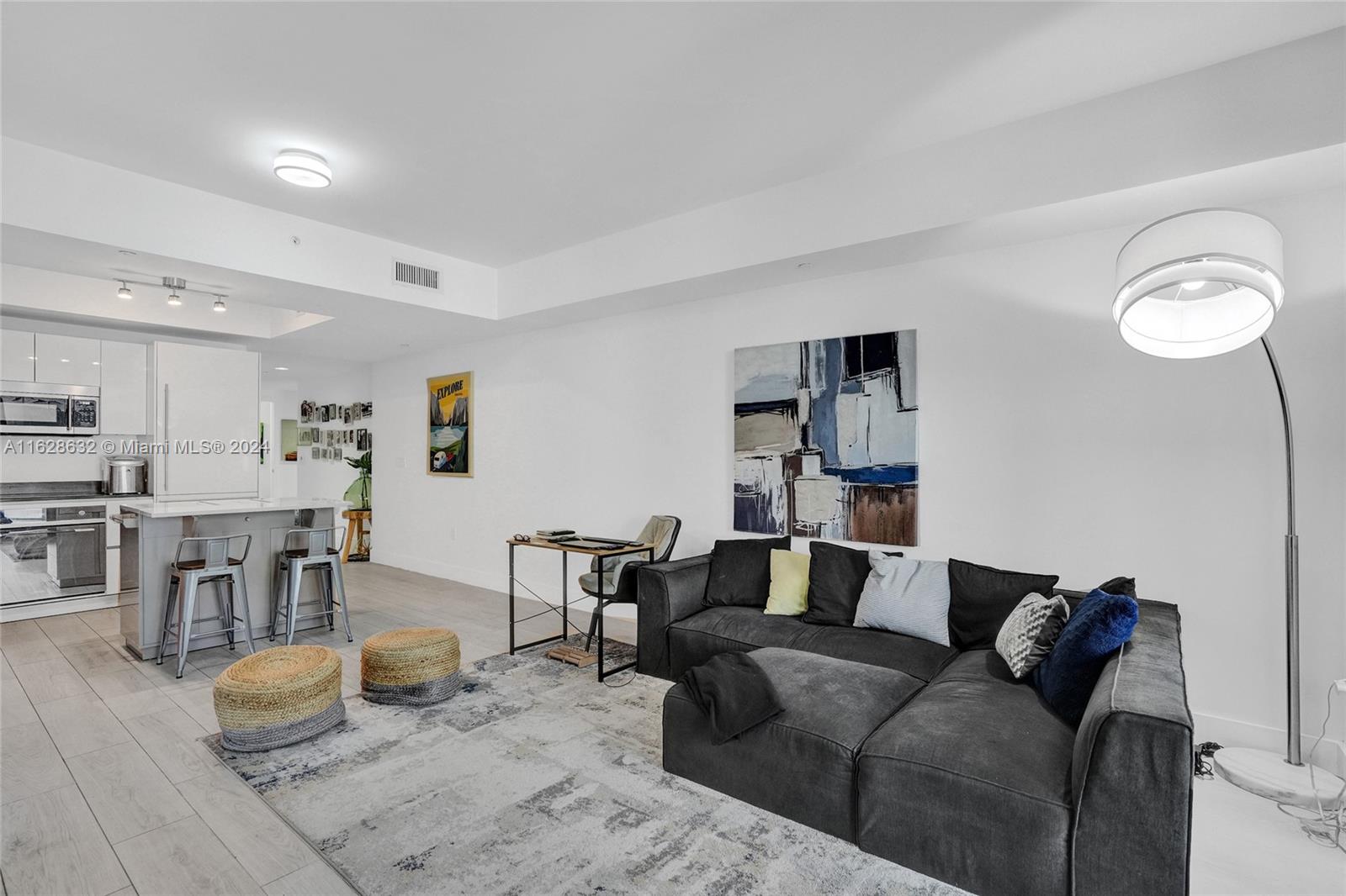 1010 Brickell Ave # 1411