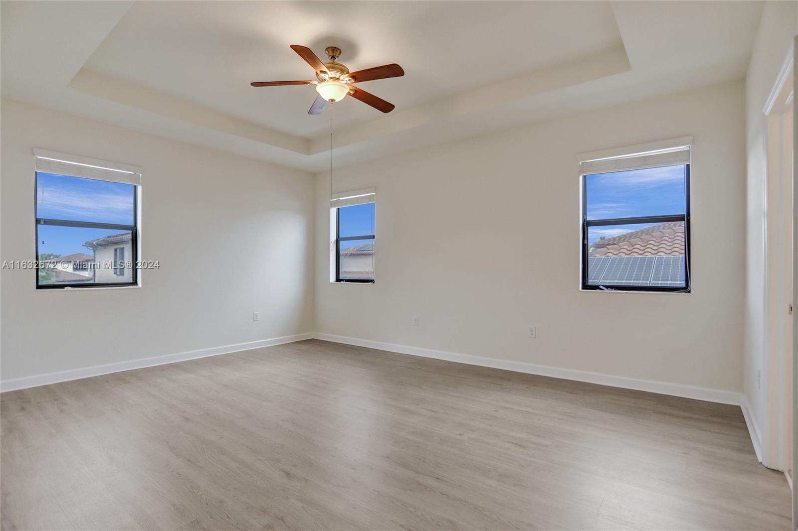 588 SE 35th Ter