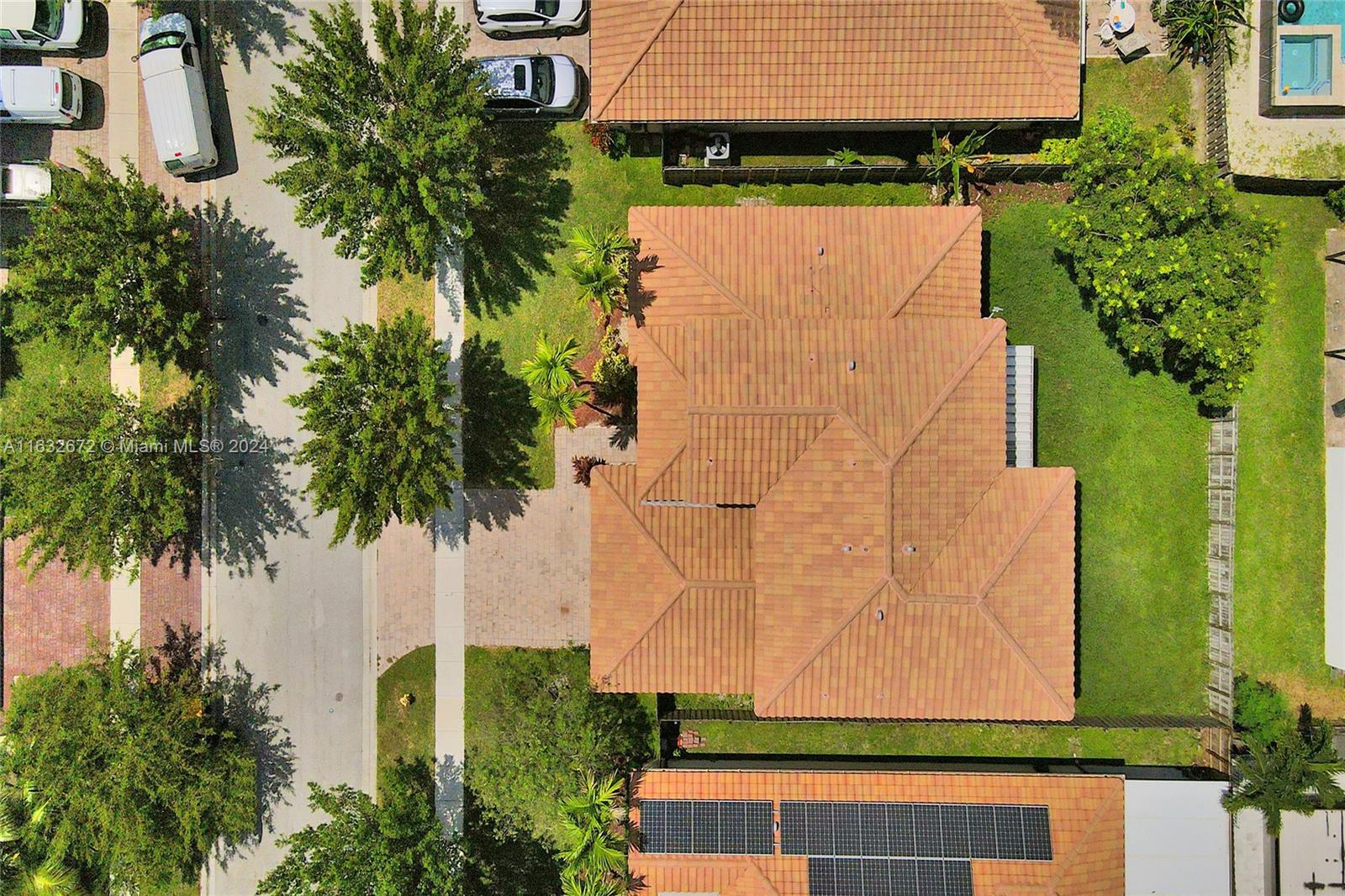 588 SE 35th Ter