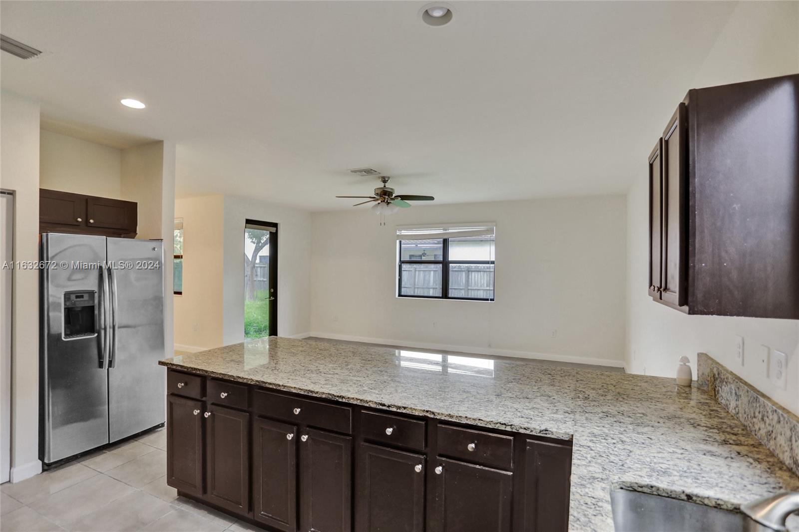 588 SE 35th Ter