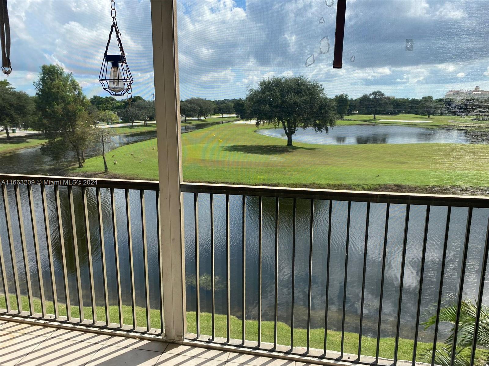 3100 W Rolling Hills Cir # 302