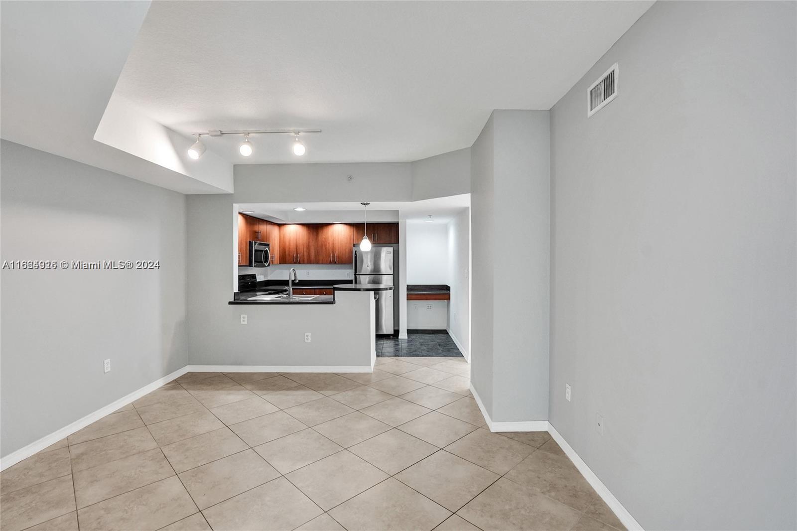 100 N Federal Hwy # 526