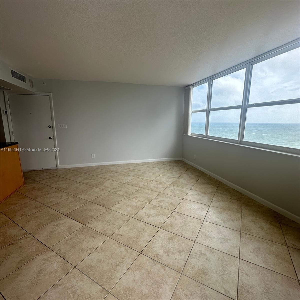 209 N Fort Lauderdale Beach Blvd Unit: 15G