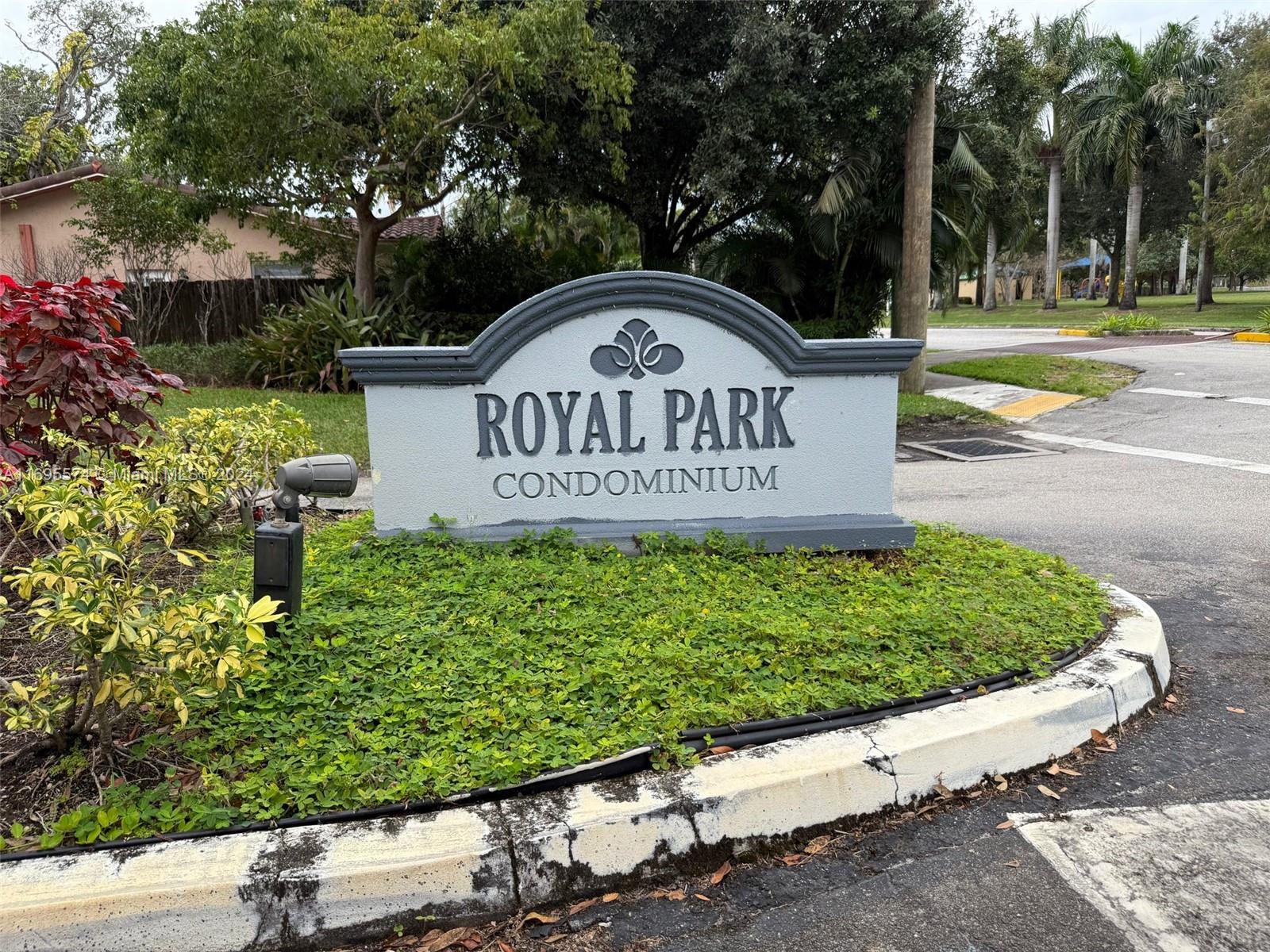 113 Royal Park Dr # 1B
