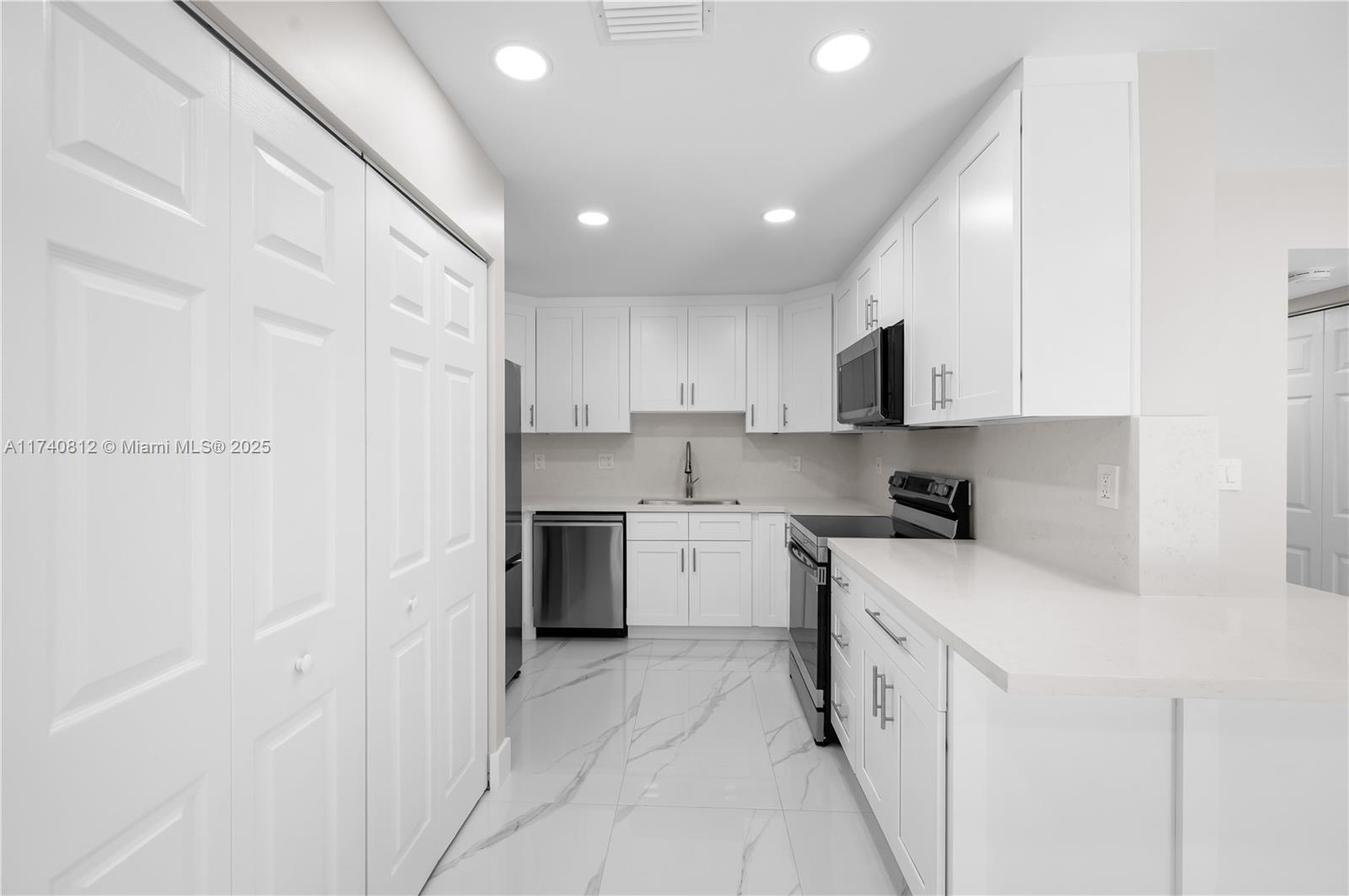 1778 SW 81st Ter # 37 Unit: 2-37