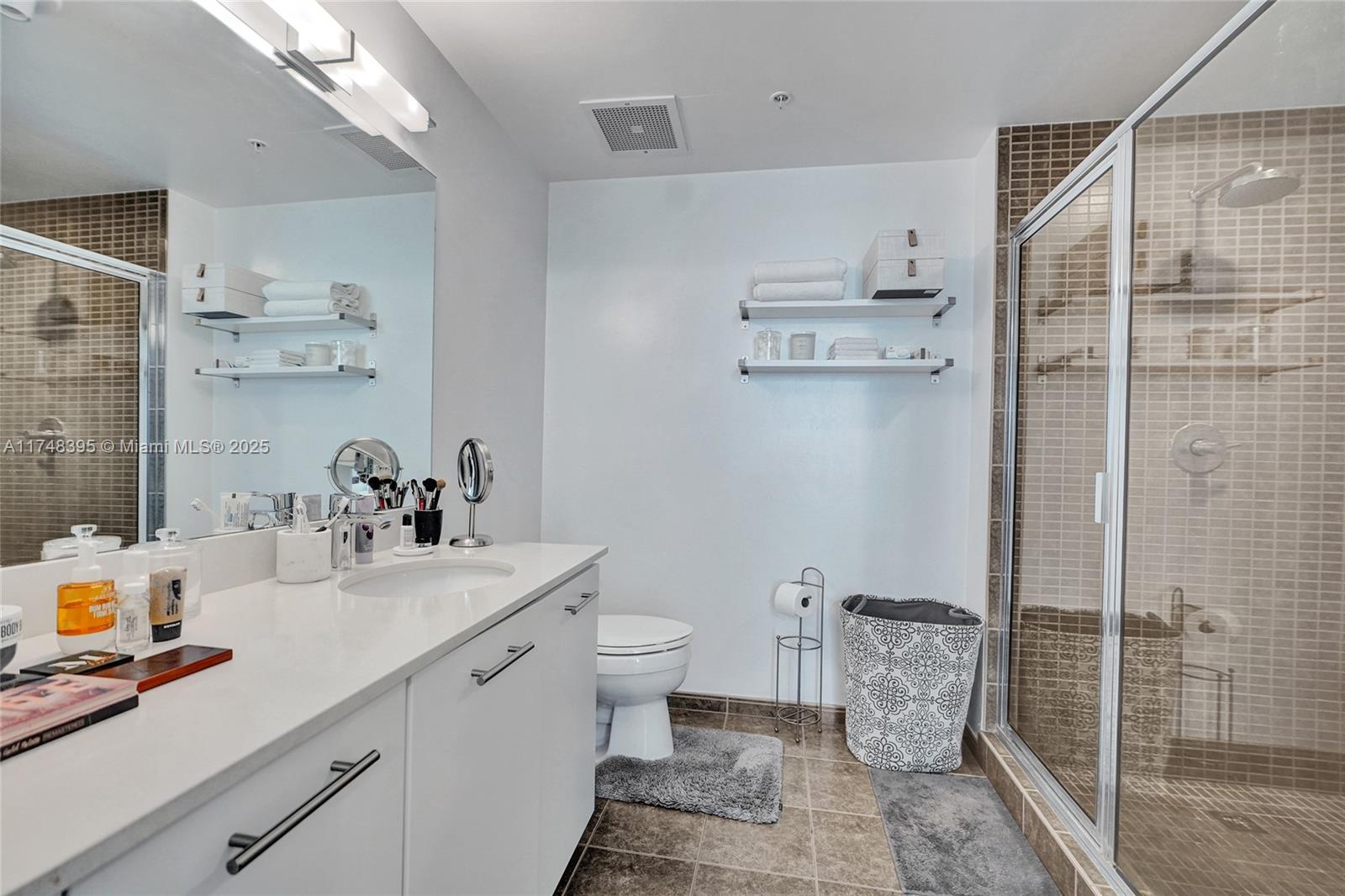 3451 NE 1st Ave # M0402