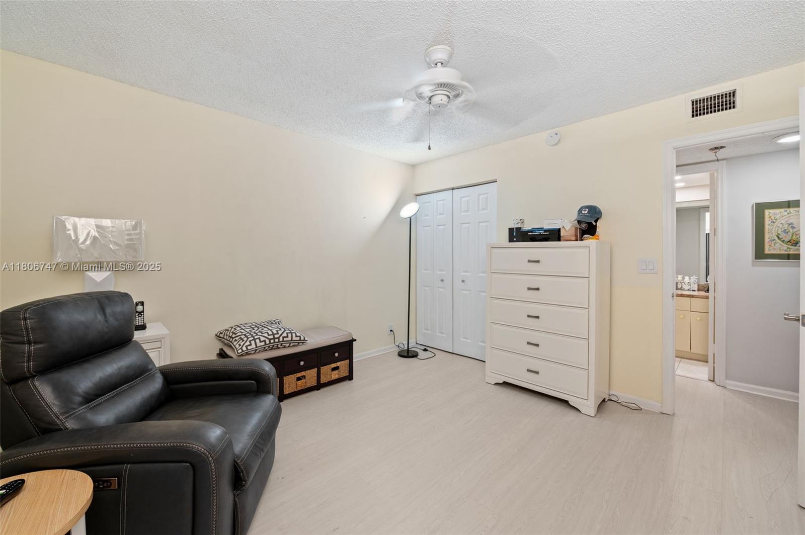 7443 Fairfax Dr # 208