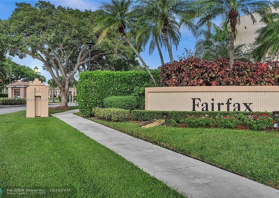 7443 Fairfax Dr # 208