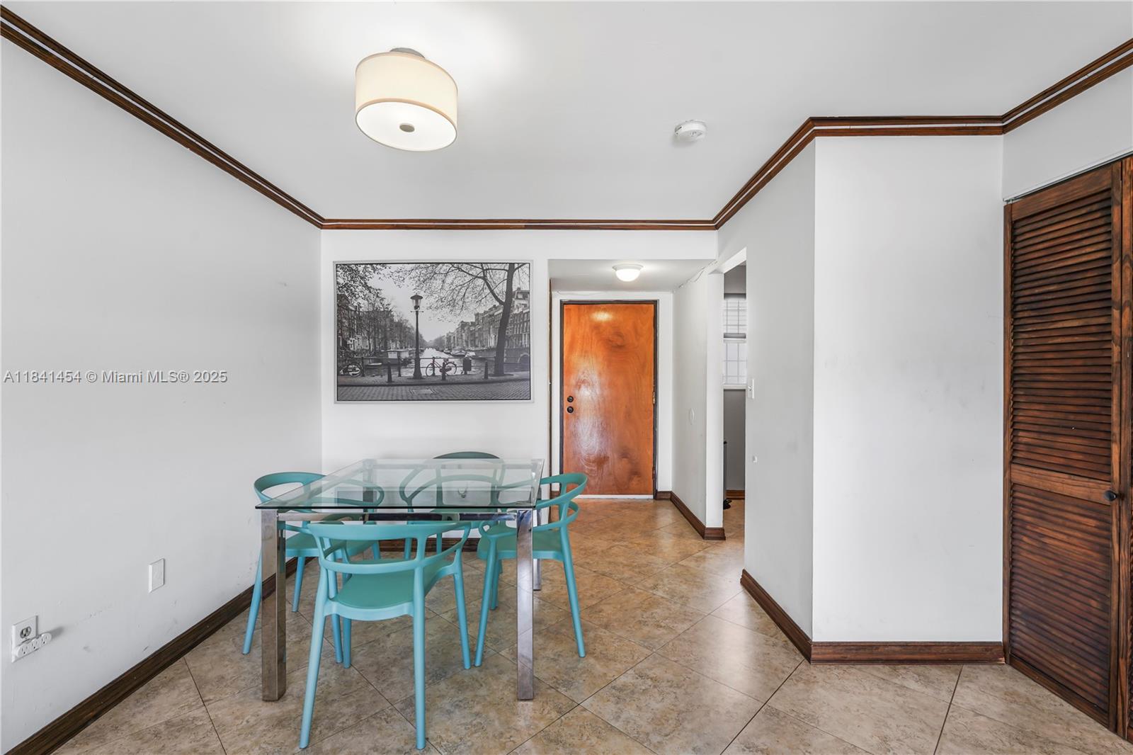 1236 Alton Rd # 303