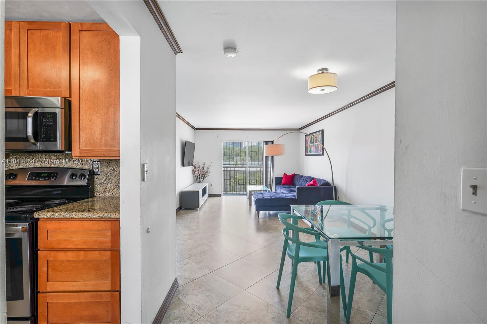 1236 Alton Rd # 303