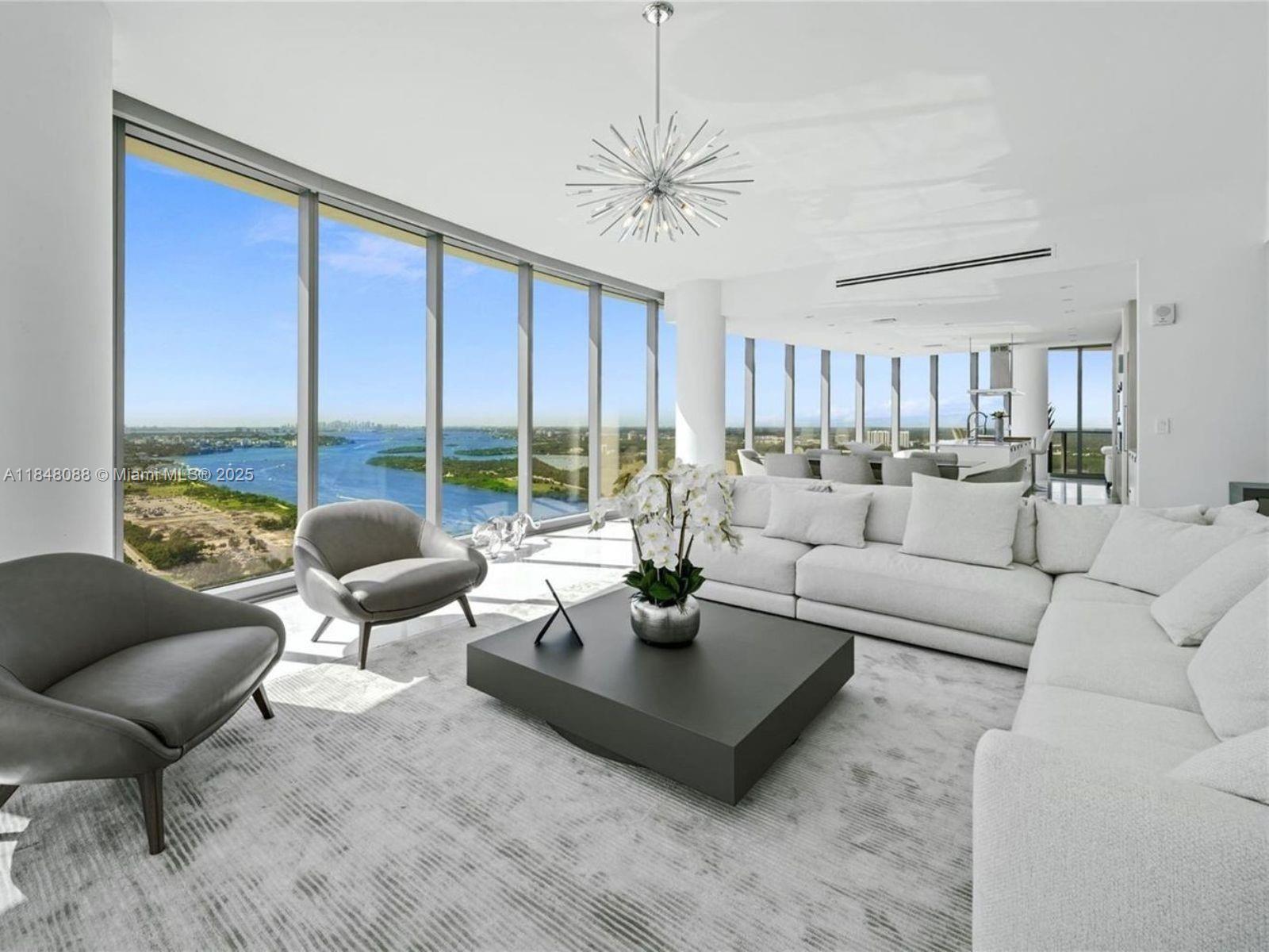 15701 Collins Ave # 3605