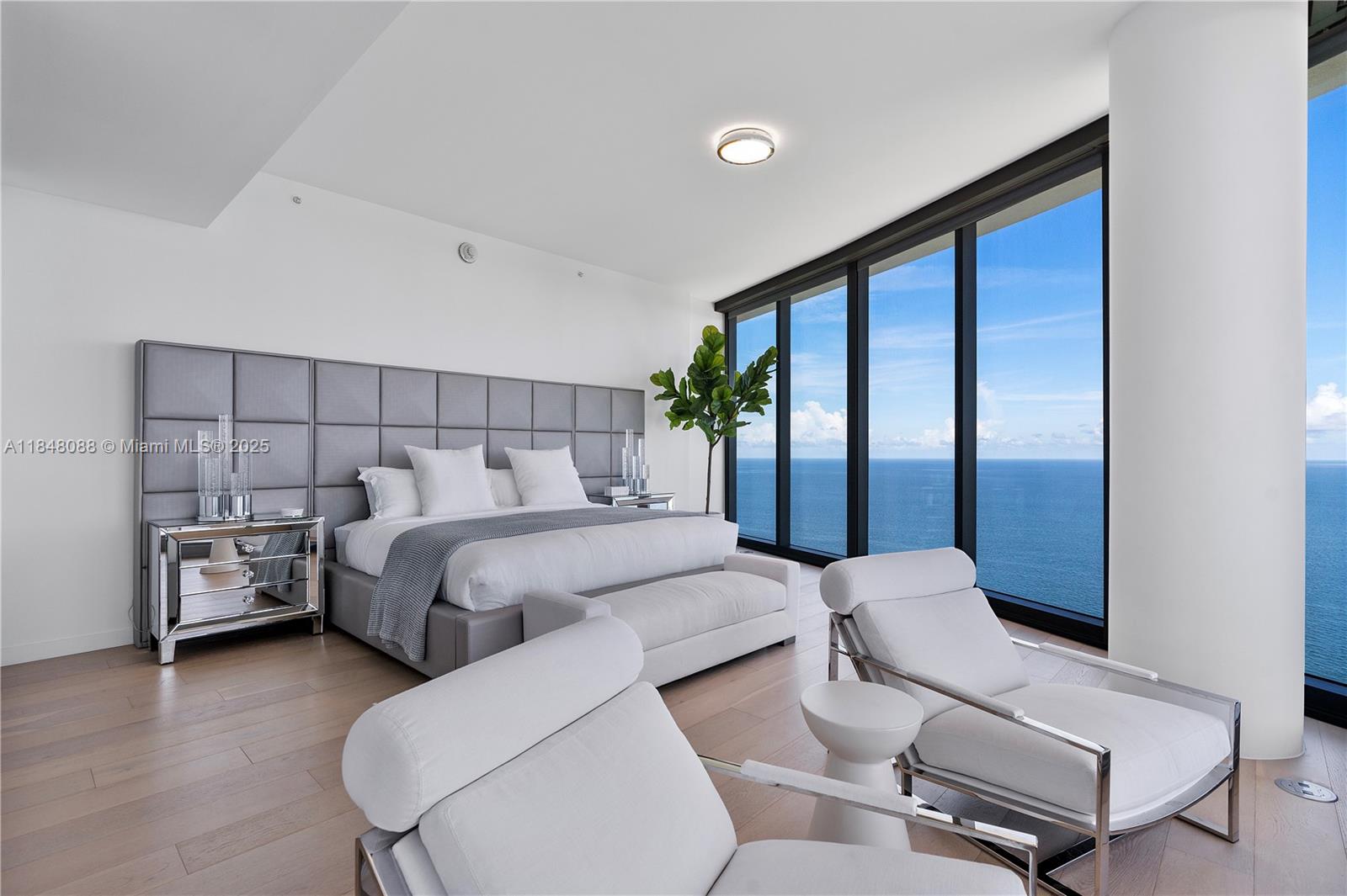 15701 Collins Ave # 3605