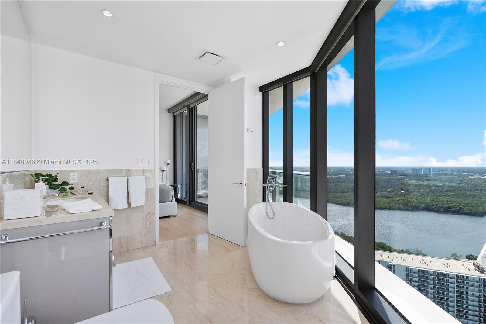 15701 Collins Ave # 3605