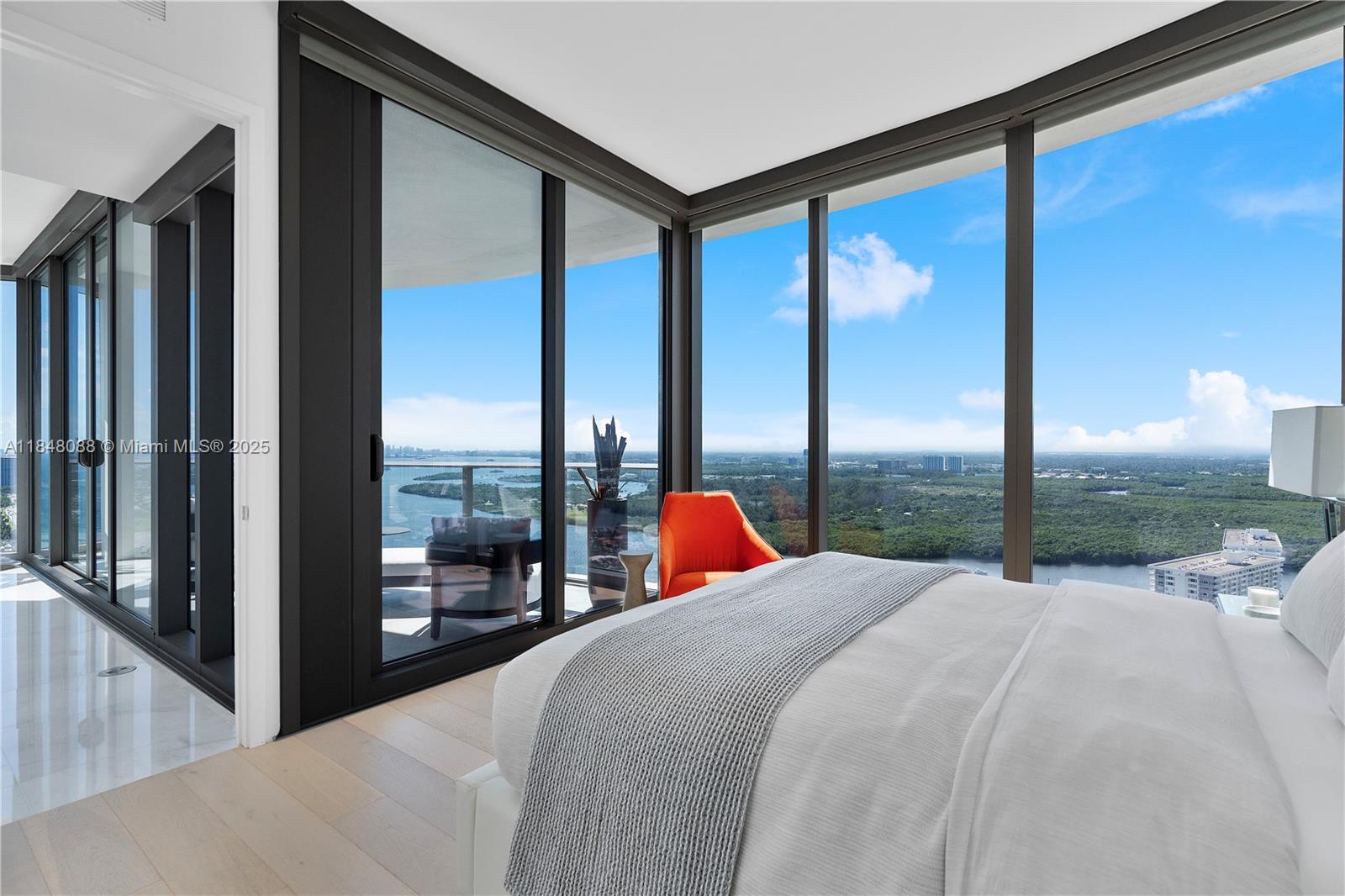 15701 Collins Ave # 3605