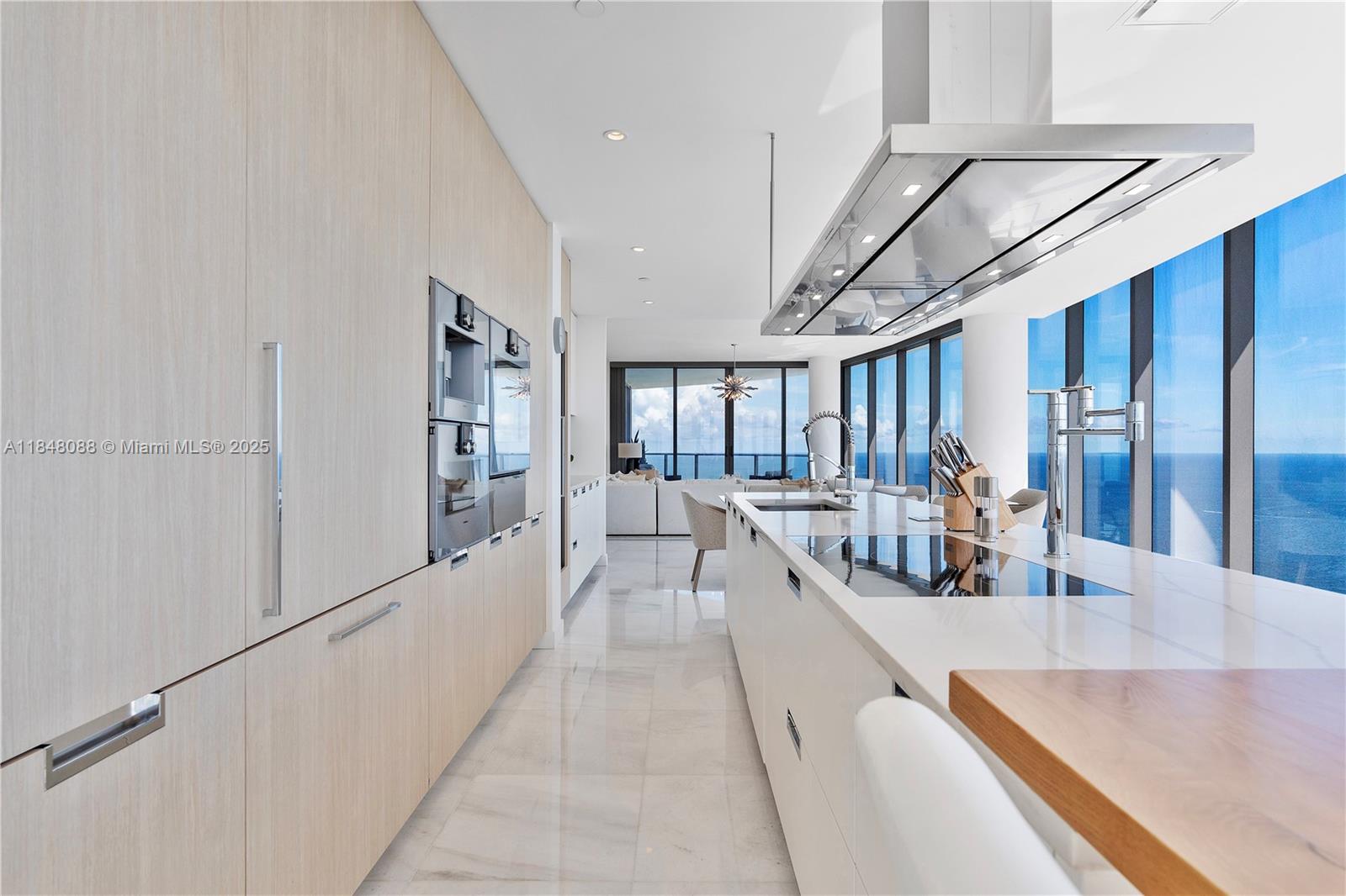 15701 Collins Ave # 3605