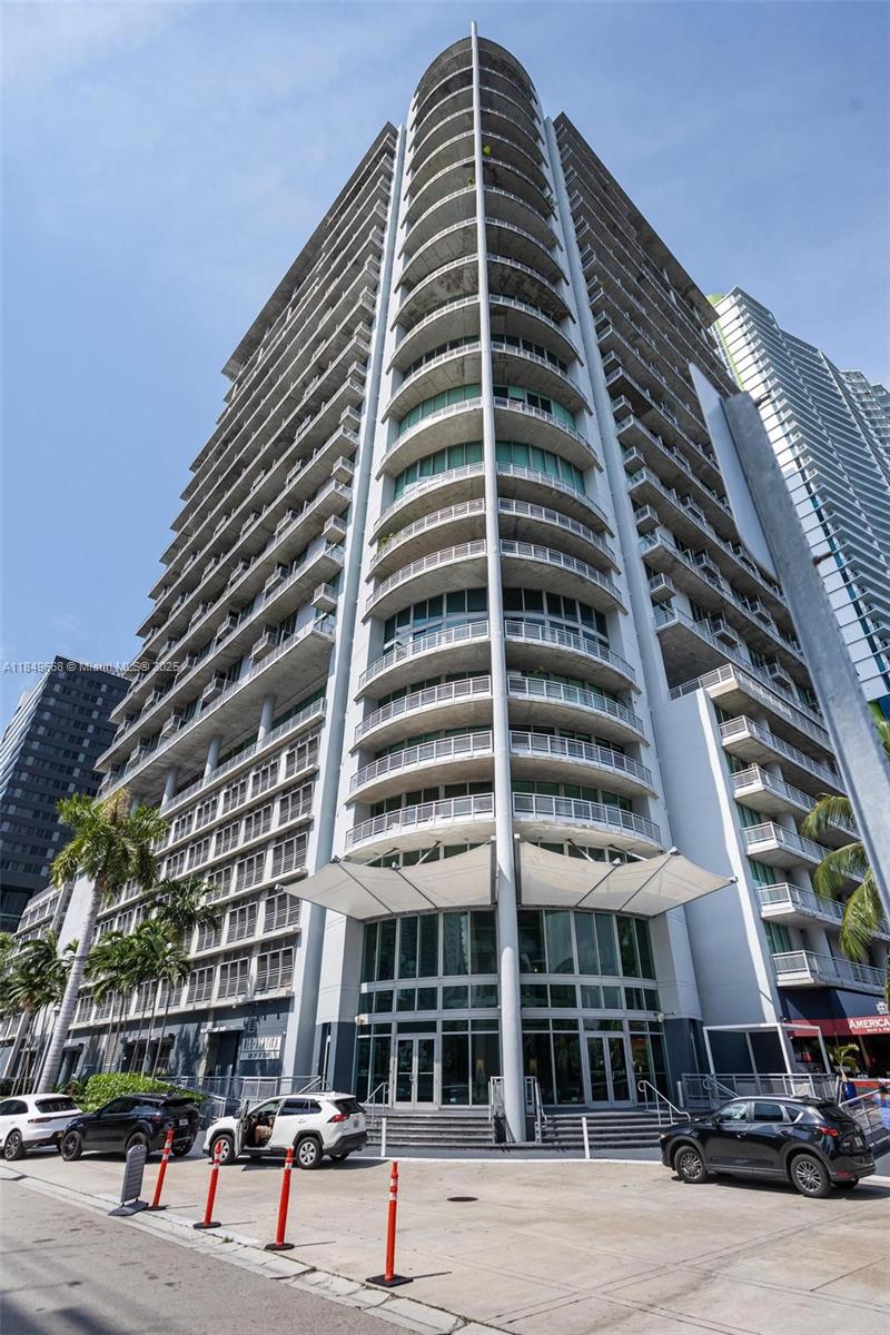 690 SW 1st Ct # 1005