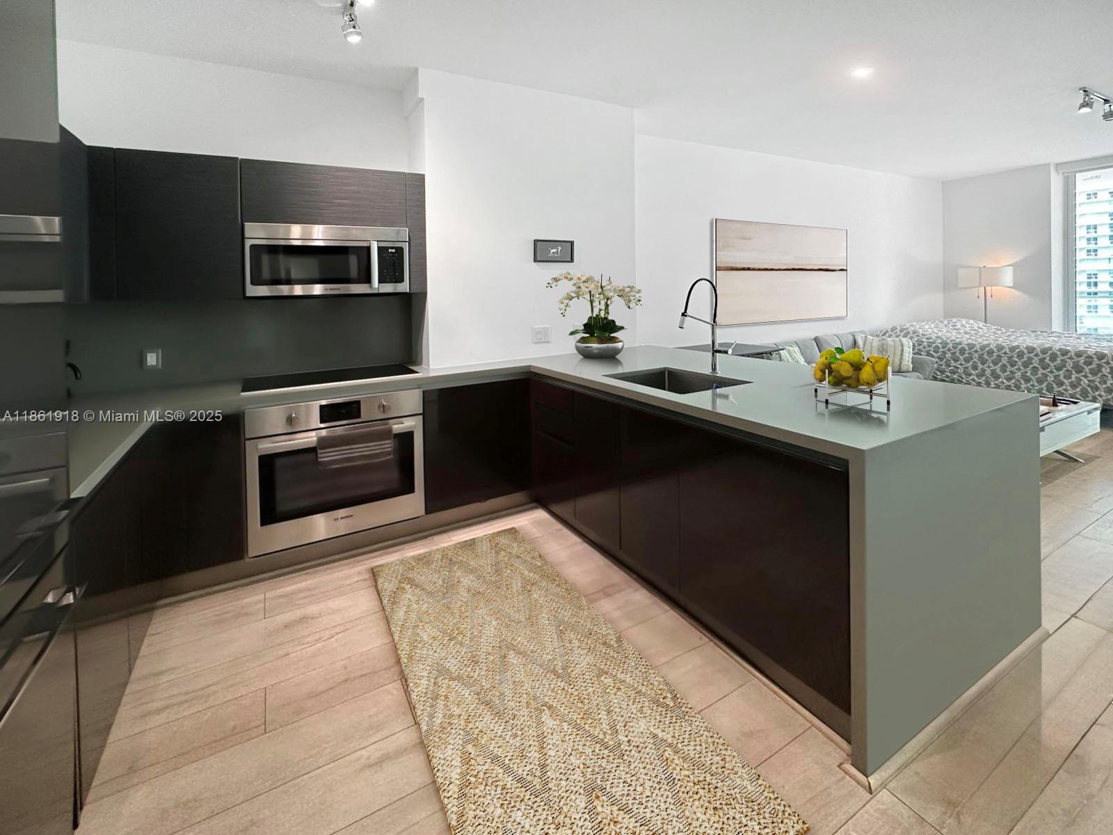 1080 Brickell Ave # 2305