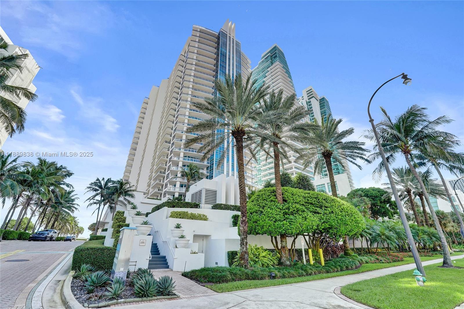 3535 S Ocean Dr # 1703