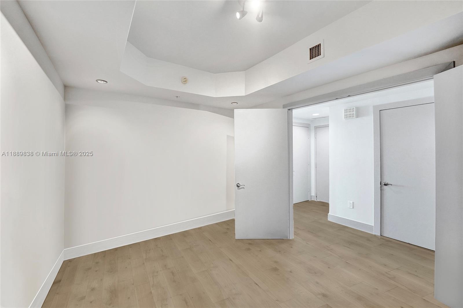 3535 S Ocean Dr # 1703